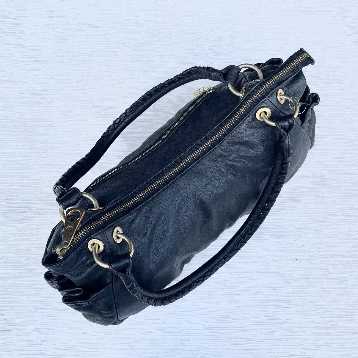 Emanuel Ungaro × Ungaro Paris Black Soft Leather Vintage Ungaro Bag Size ONE SIZE - 8 Thumbnail