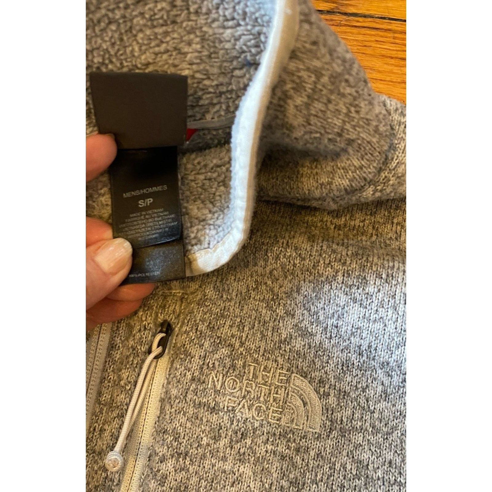 The North Face The North Face Sweatshirt Women’s Small Gray Size S / US 4 / IT 40 - 4 Thumbnail