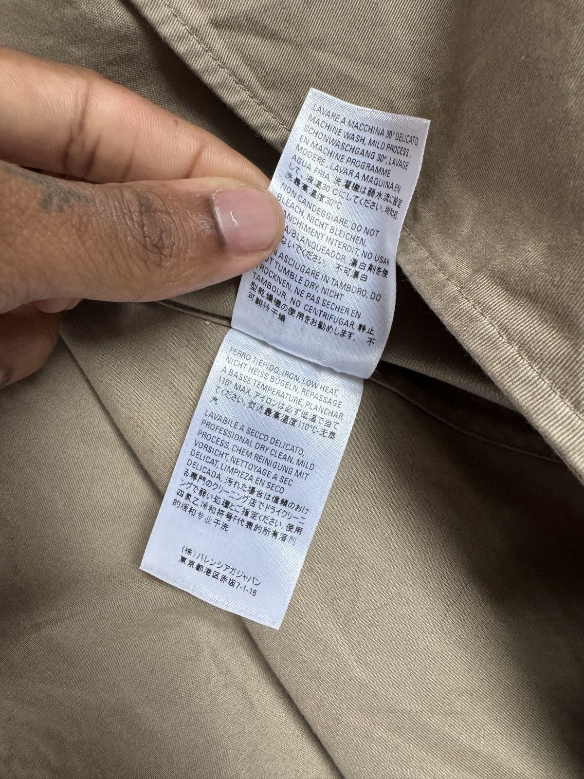 Balenciaga Balenciaga Button Up Size US L / EU 52-54 / 3 - 5 Thumbnail