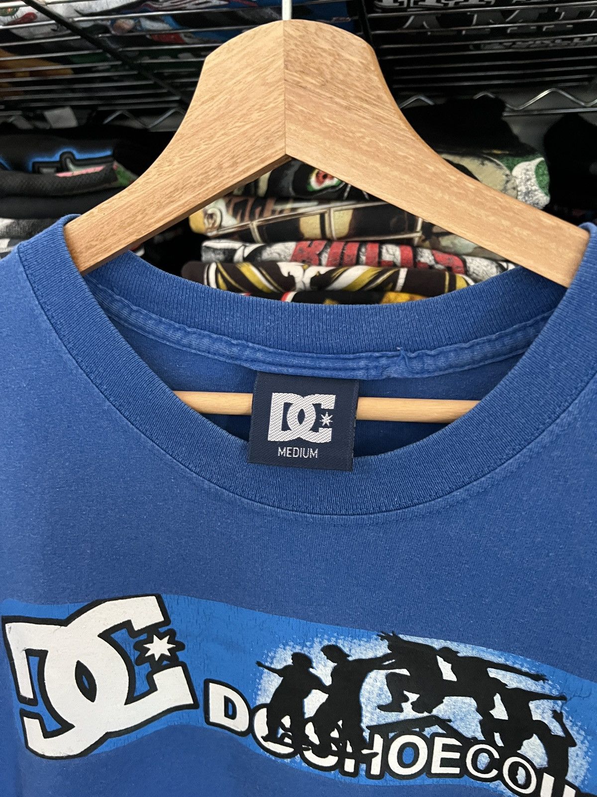 DC 2000s DC Shoes Skate Tee Y2K Size US M / EU 48-50 / 2 - 3 Thumbnail