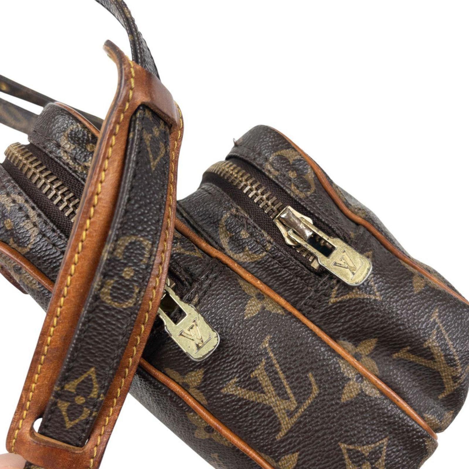 Louis Vuitton Vintage Louis Vuitton Amazon Monogram Crossbody Bag Size ONE SIZE - 8 Thumbnail
