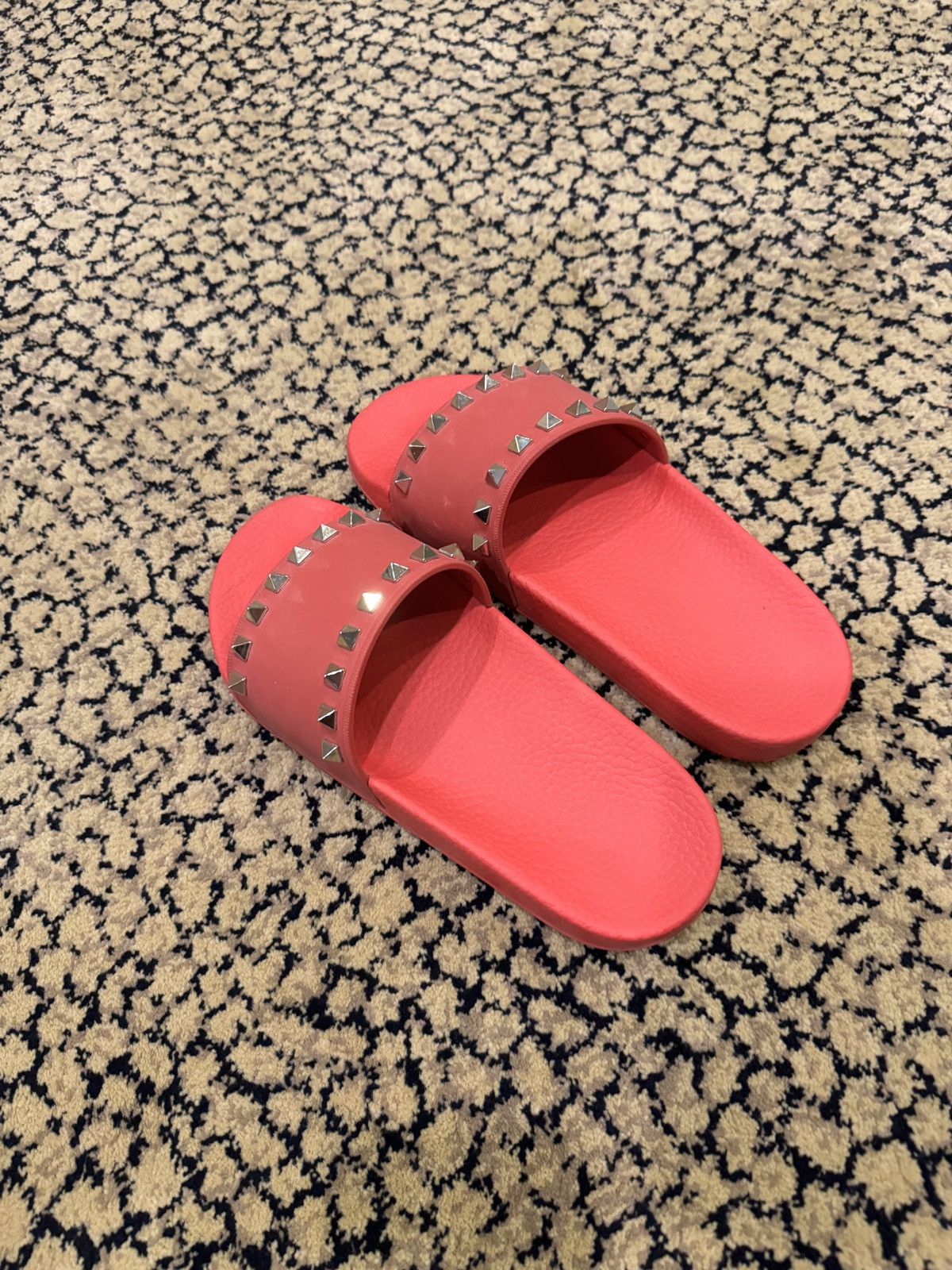 Valentino Valentino Red Slides. Size US 7 / IT 37 - 2 Thumbnail