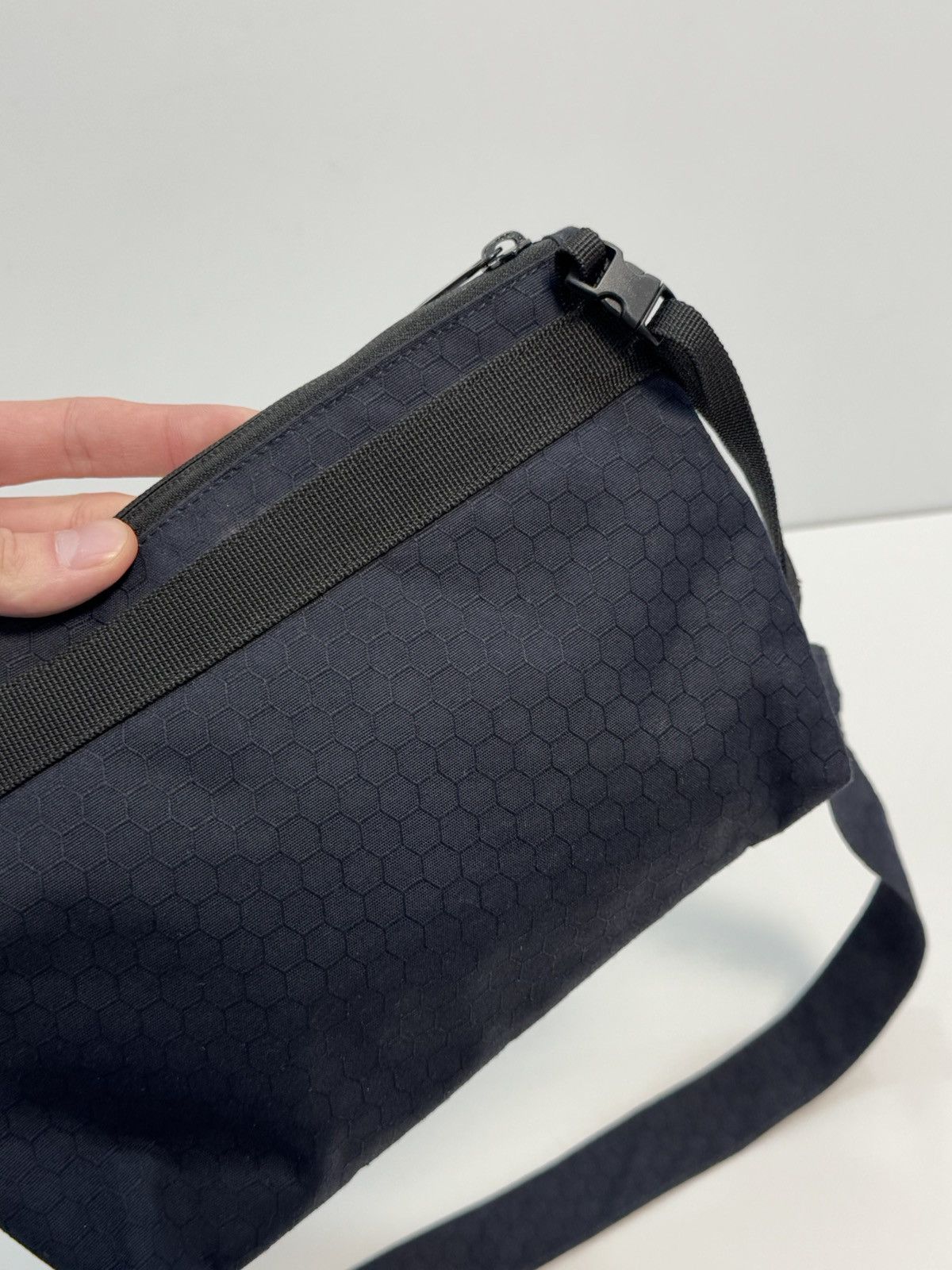 Other Carhartt Mini Bag Messenger Y2K style Leon Strap Size ONE SIZE - 8 Thumbnail