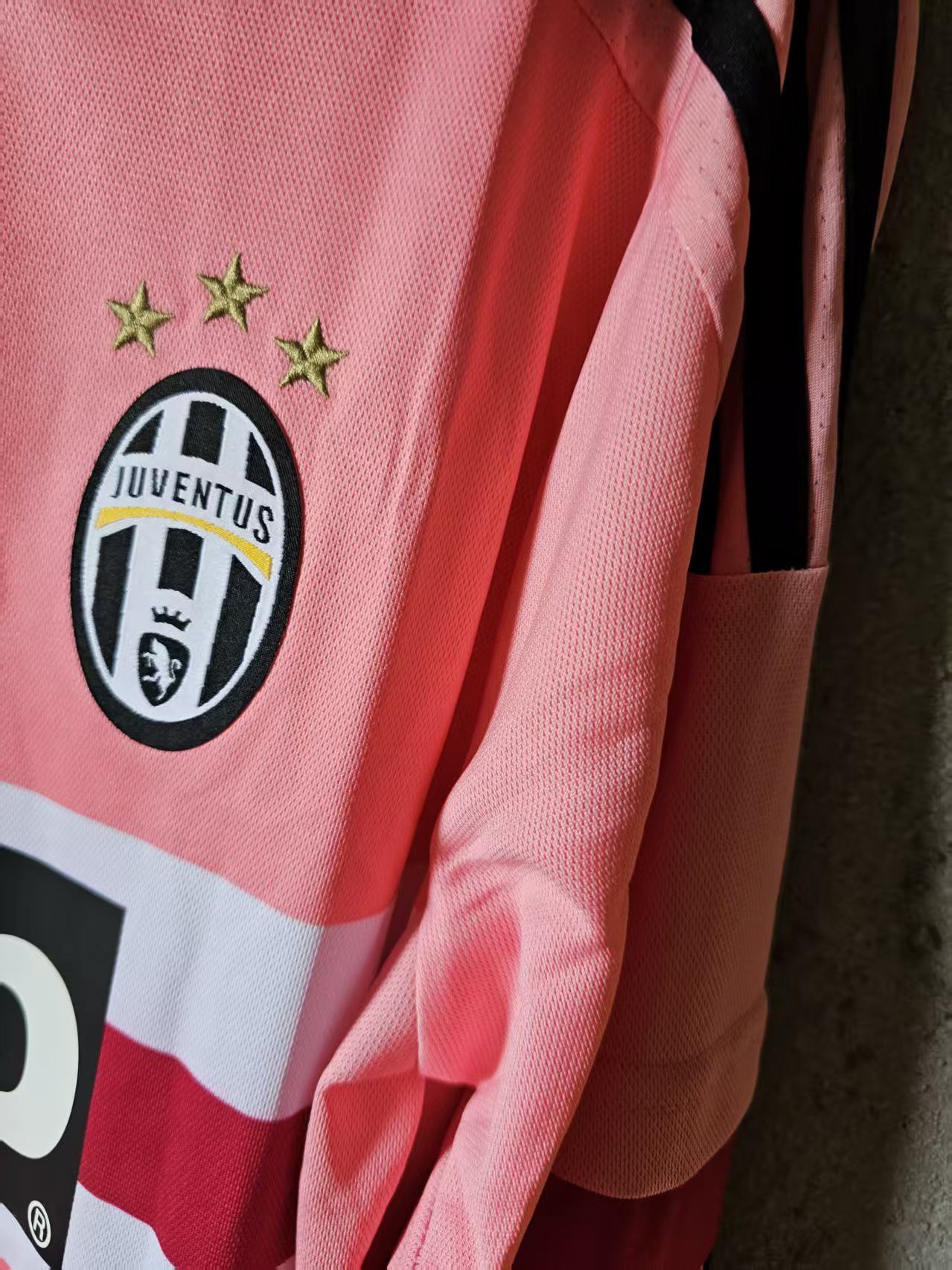 Other 2015 2016 Juventus Jersey Pink Size US L / EU 52-54 / 3 - 4 Thumbnail