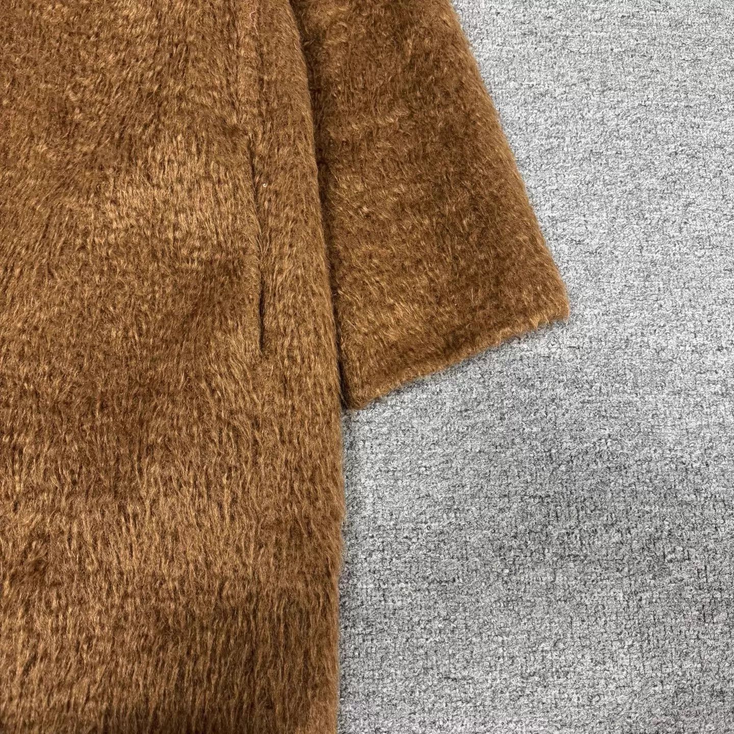 Max Mara MaxMara Camel Mohair Blend Lapel Mid-length Coat F40 99 New Size M / US 6-8 / IT 42-44 - 3 Thumbnail