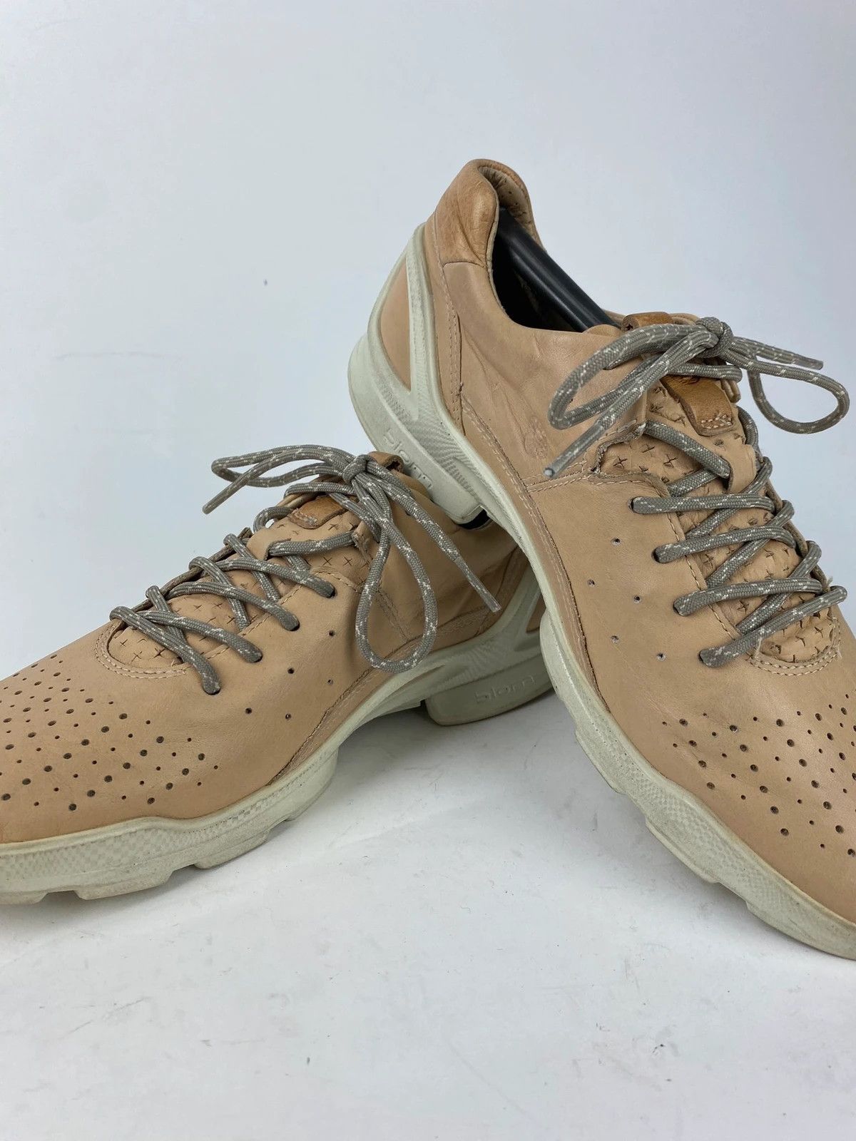 Ecco × Future × Leather ecco biom shoes leather quality hiking trekking lifestyle Size US 6 / IT 36 - 4 Thumbnail