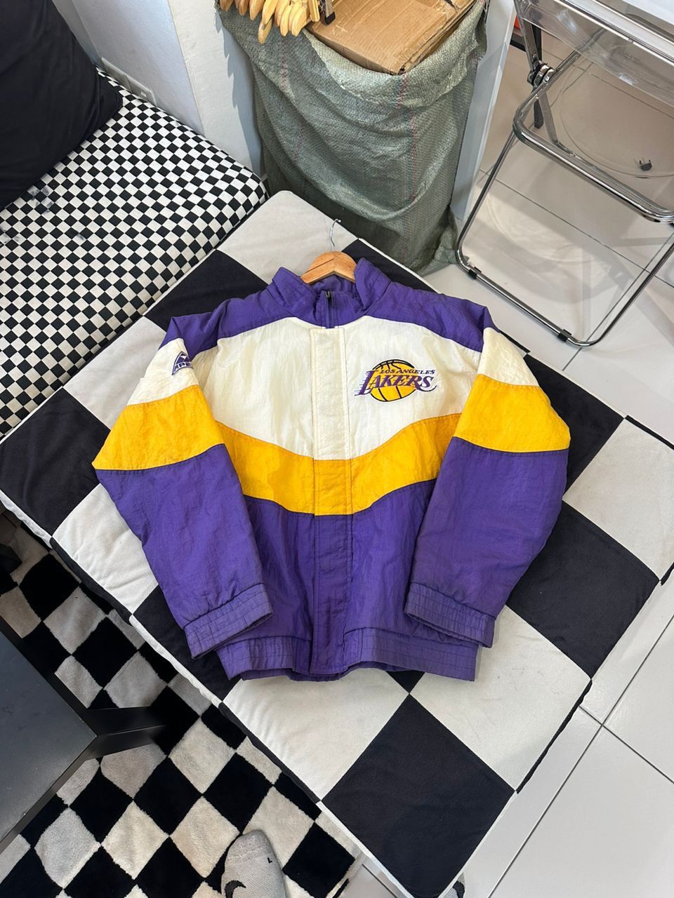 Apex One × NBA × Vintage VINTAGE APEX ONE NBA LAKERS JACKET Size US M / EU 48-50 / 2 - 2 Thumbnail