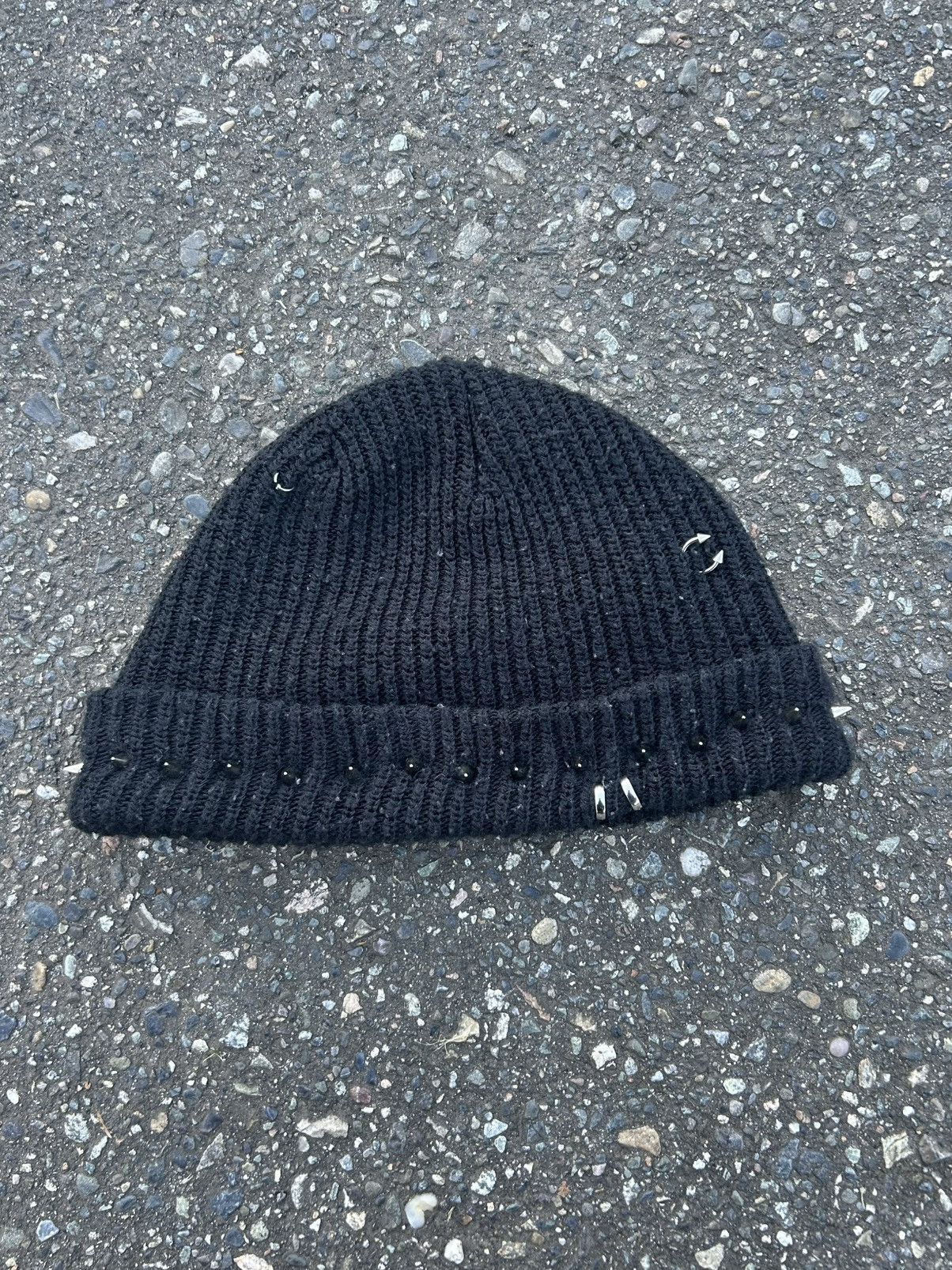 Designer NovocentoNovantanove “Pierced” beanie Size ONE SIZE - 1 Thumbnail