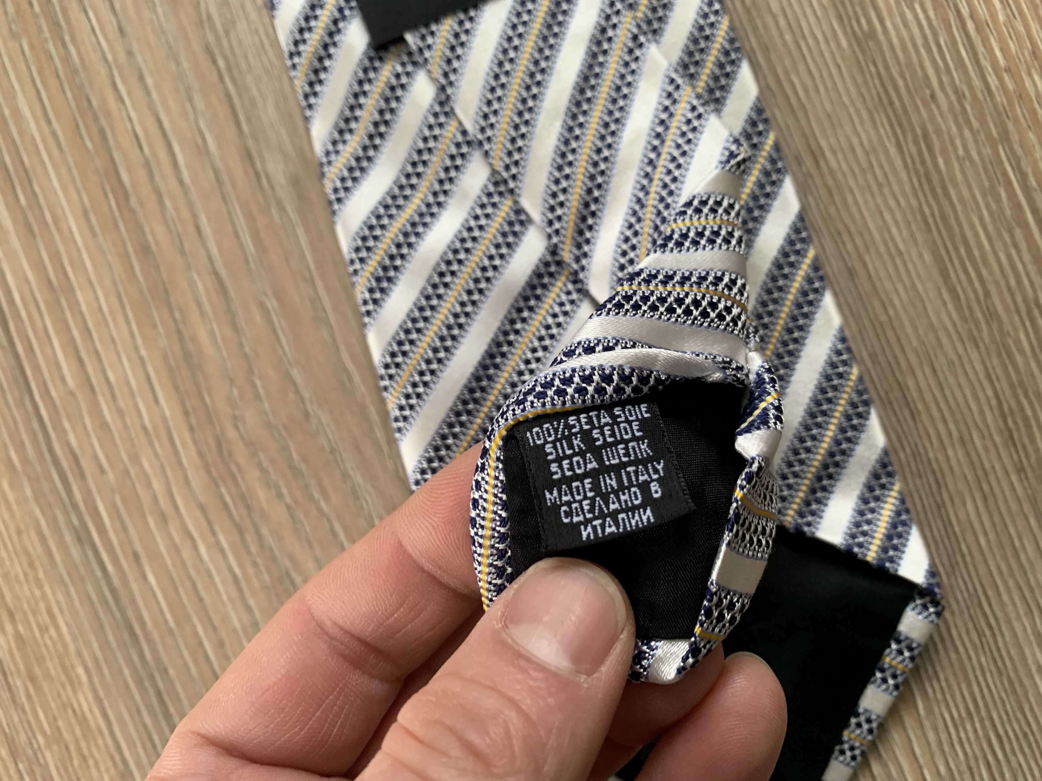 Hugo Boss Hugo Boss White Striped Silk Tie Size ONE SIZE - 8 Thumbnail