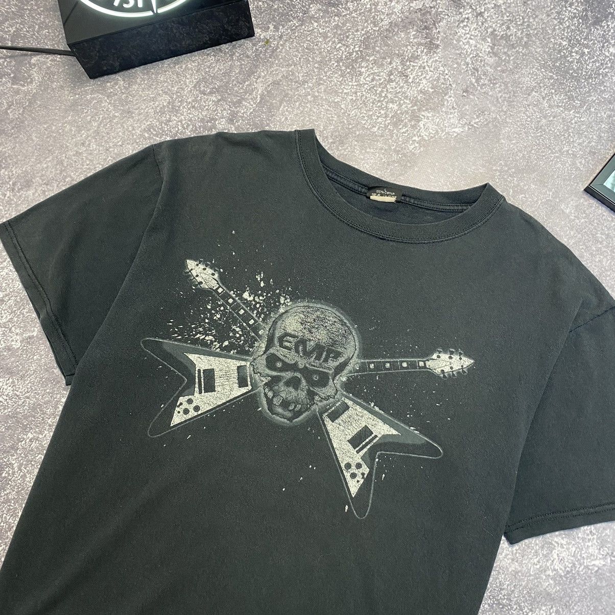 Band Tees Vintage EMP Big Logo Rock Band distressed 90’s tee Size US L / EU 52-54 / 3 - 2 Thumbnail