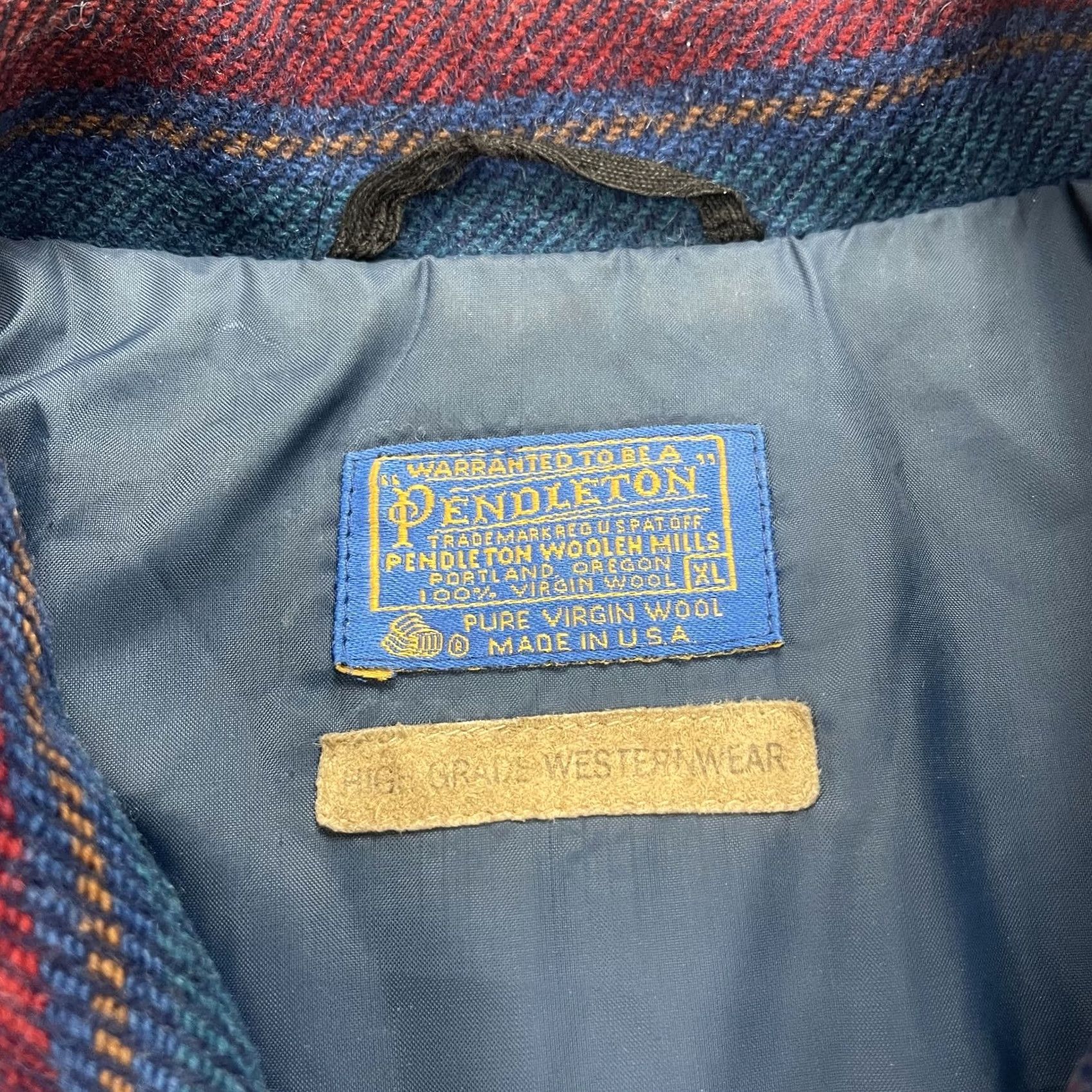 Pendleton VINTAGE Pendleton Jacket Mens XL Blue Red High Grade Western Wear Wool USA 70s Jacket Mens XL Blue Red Pendleton Western Wool USA 70s Size US XL / EU 56 / 4 - 5 Thumbnail
