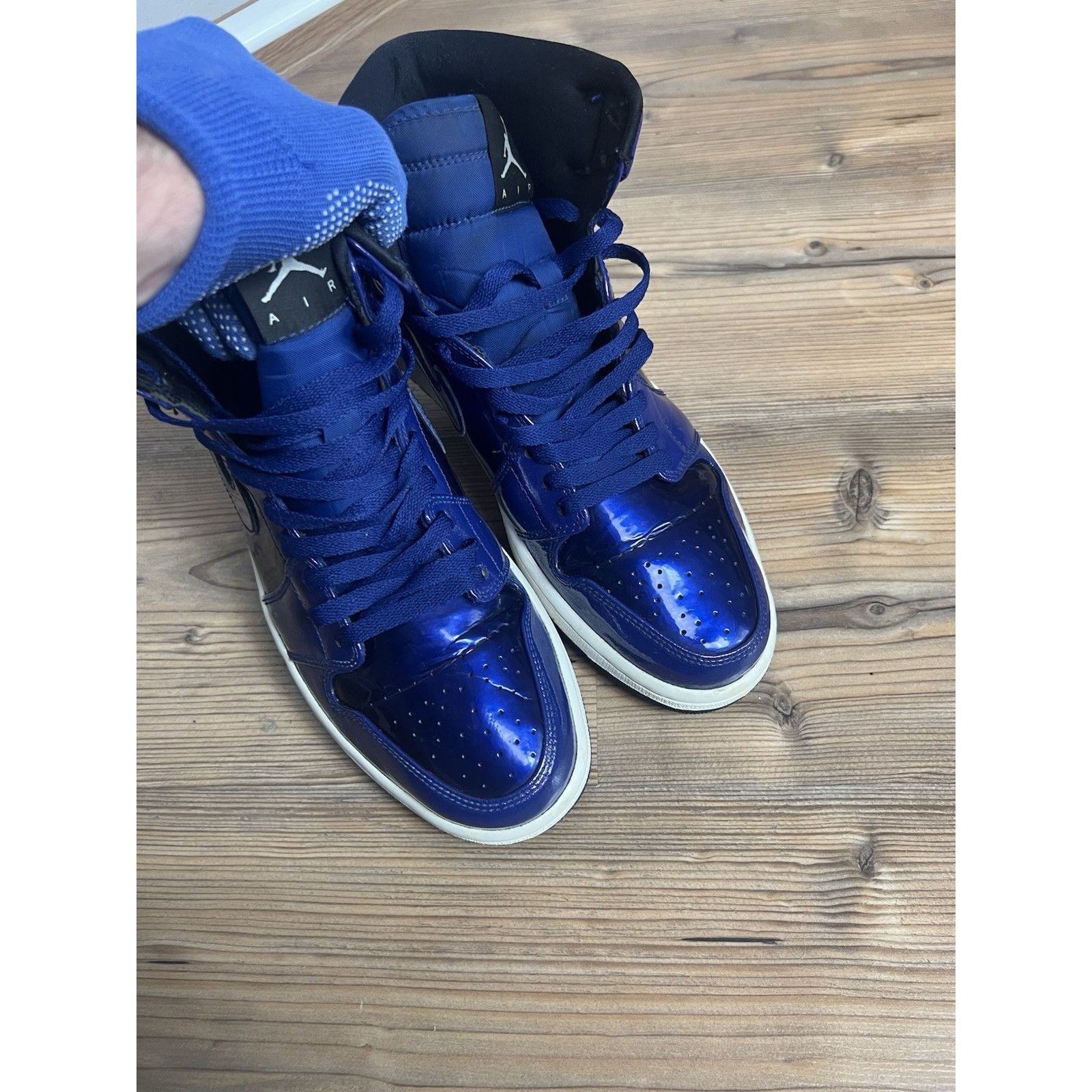 Jordan Brand Size 11 - Air Jordan 1 Retro High Deep Royal Size US 11/ EU Size US 11 / EU 44 - 11 Thumbnail