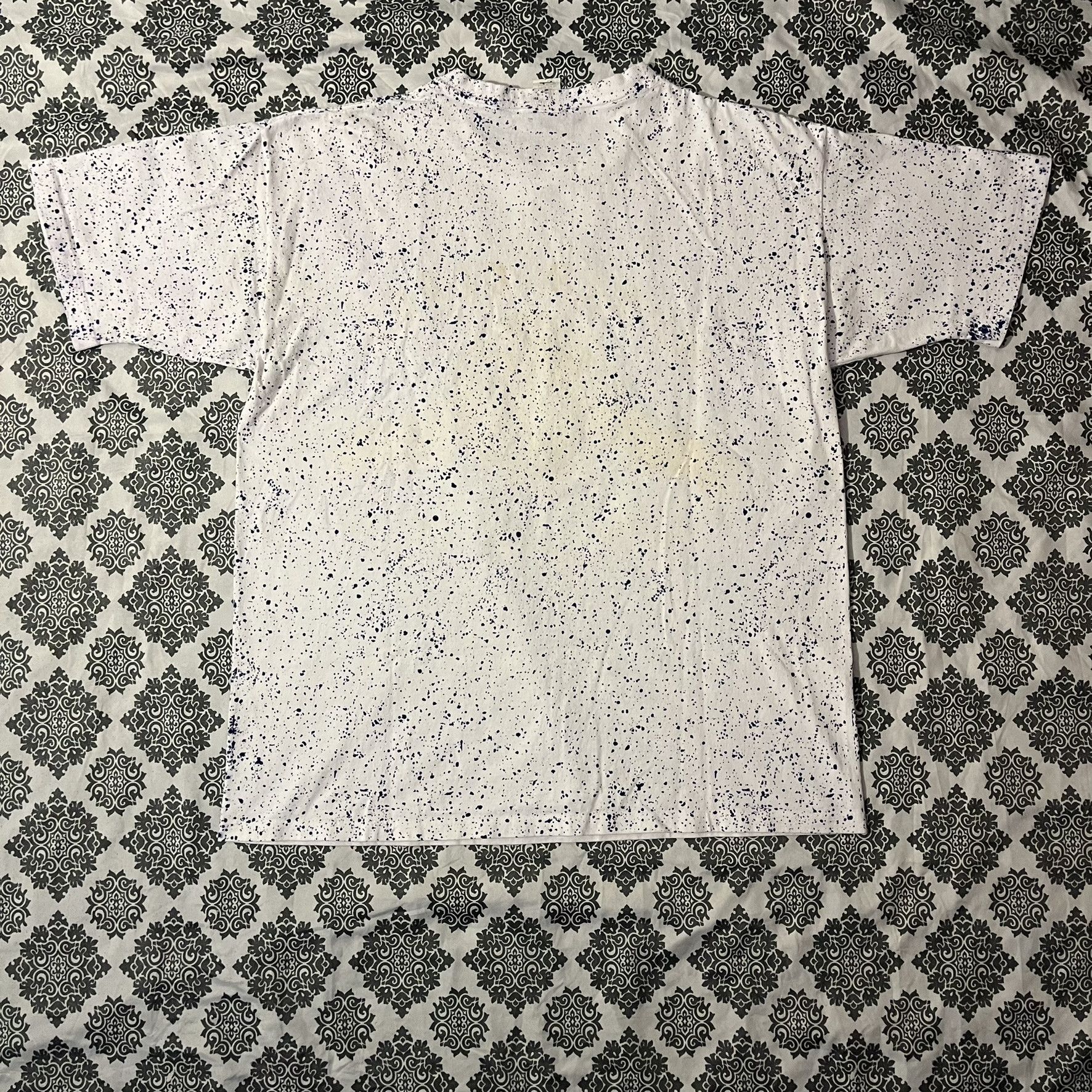 Vintage VTG World Class Premium The Body Co. Spotted Graphic Tee Size US XL / EU 56 / 4 - 2 Thumbnail