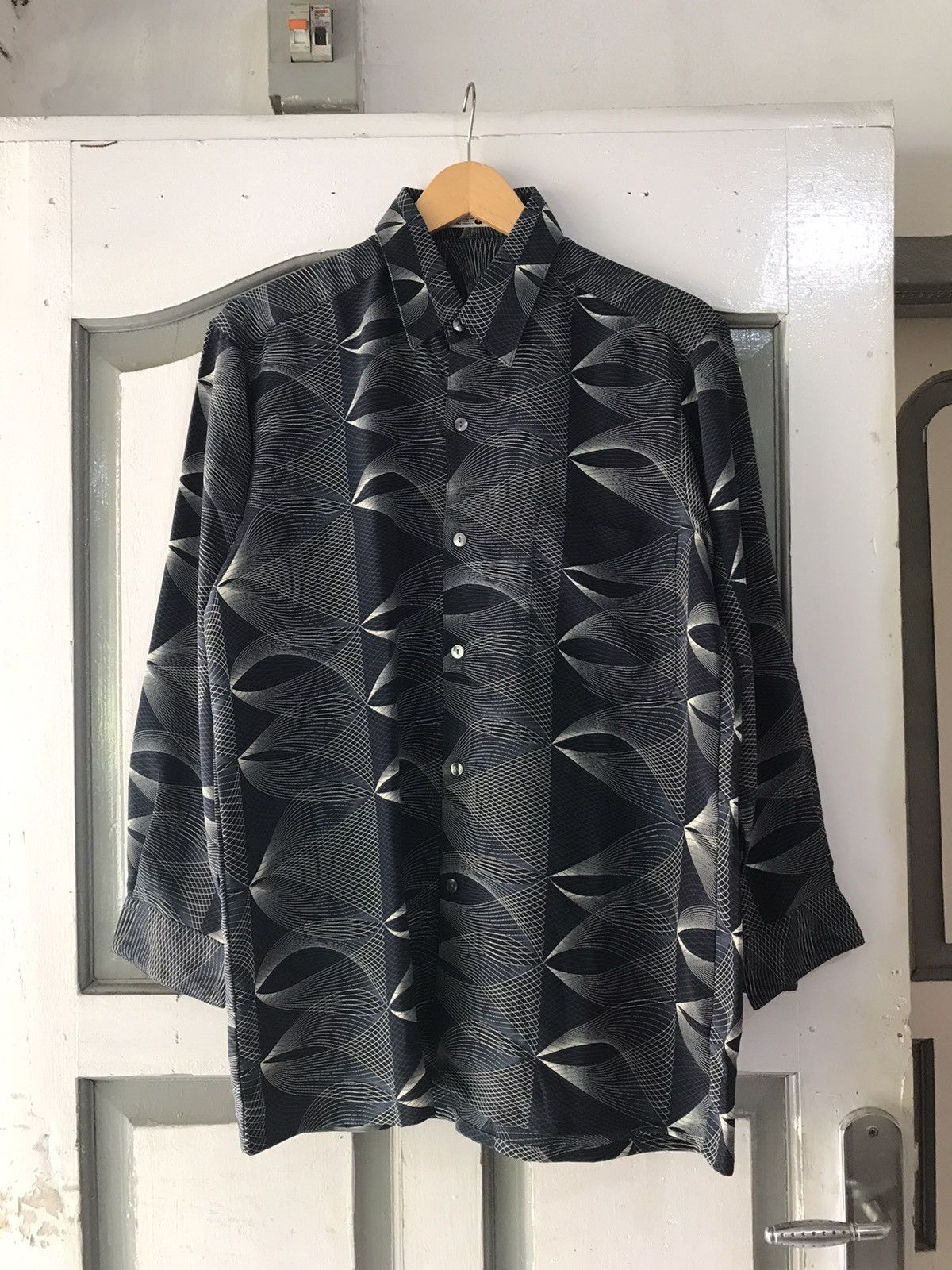 Issey Miyake Issey Miyake Spiral Shirts Size US M / EU 48-50 / 2 - 1 Thumbnail