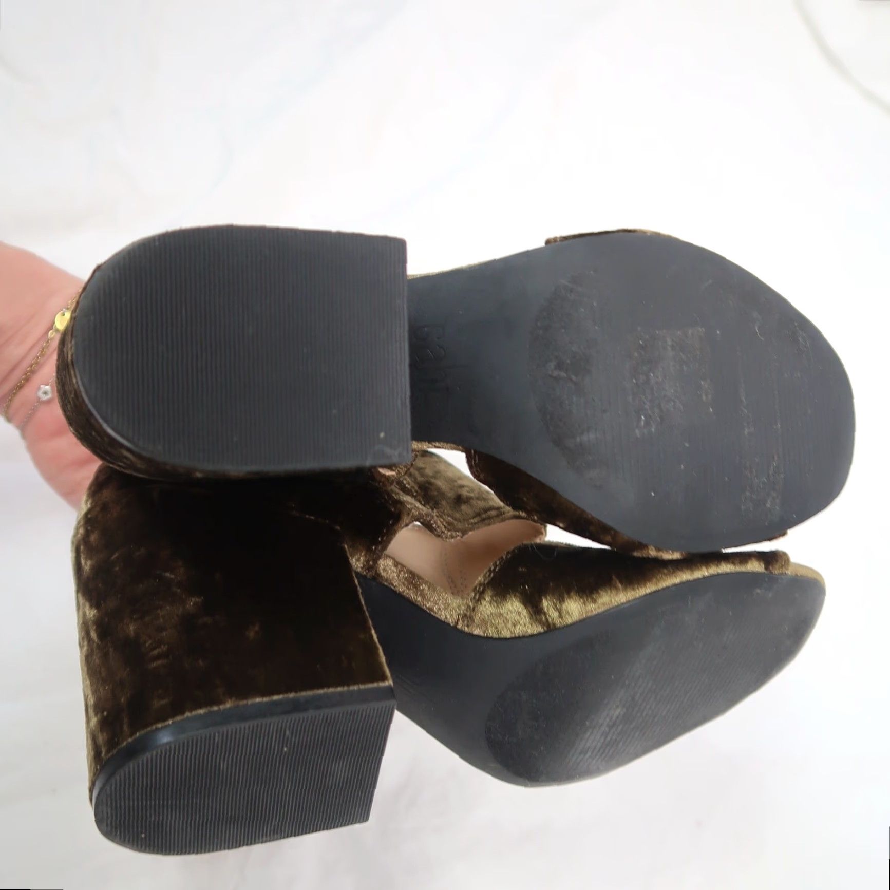 Vintage Cabi Olive Green Crushed Velvet Peep-Toe Chunky Block Heels 7 Women High Party/Cocktail Fall Spring Size US 7 / IT 37 - 6 Thumbnail