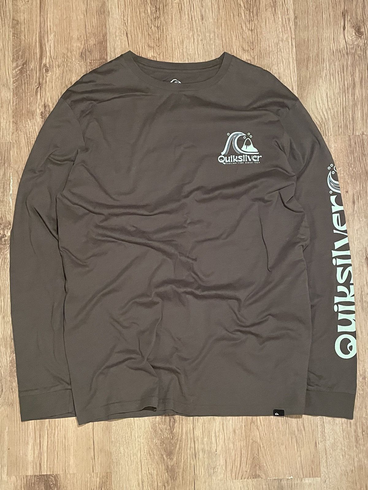 Quiksilver × Vintage QuickSilver Vintage Surf Style Long Sleeve Big Central Logo Size US M / EU 48-50 / 2 - 6 Thumbnail