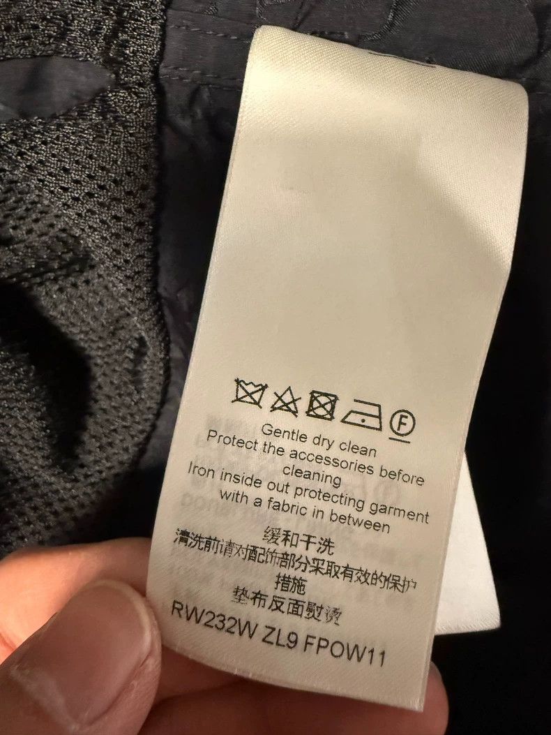 Louis Vuitton Louis Vuitton size 34 24 New Black full print presbyopic as Size US M / EU 48-50 / 2 - 5 Thumbnail