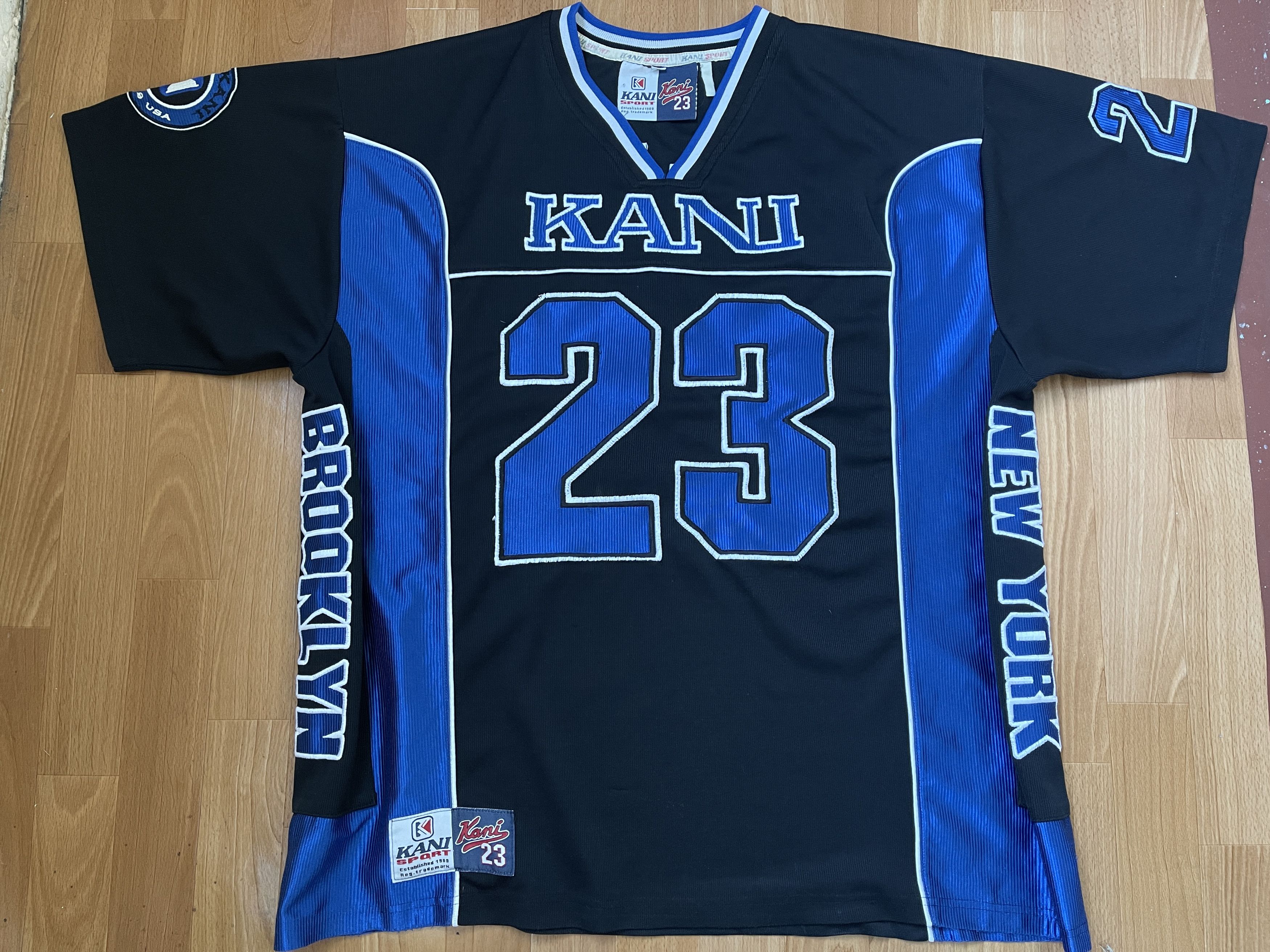 Karl Kani Karl Kani jersey, Brooklyn t-shirt, vintage New York, 90s XL Size US XL / EU 56 / 4 - 2 Thumbnail