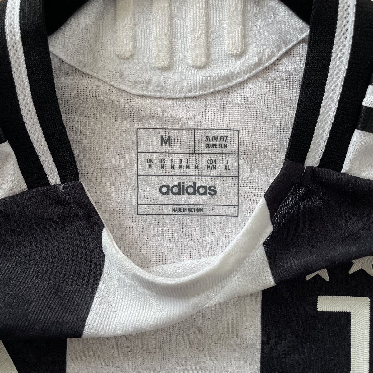 Adidas Juventus Authentic Adidas HEAT.RDY Home Jersey 2024/2025 Size US M / EU 48-50 / 2 - 7 Thumbnail