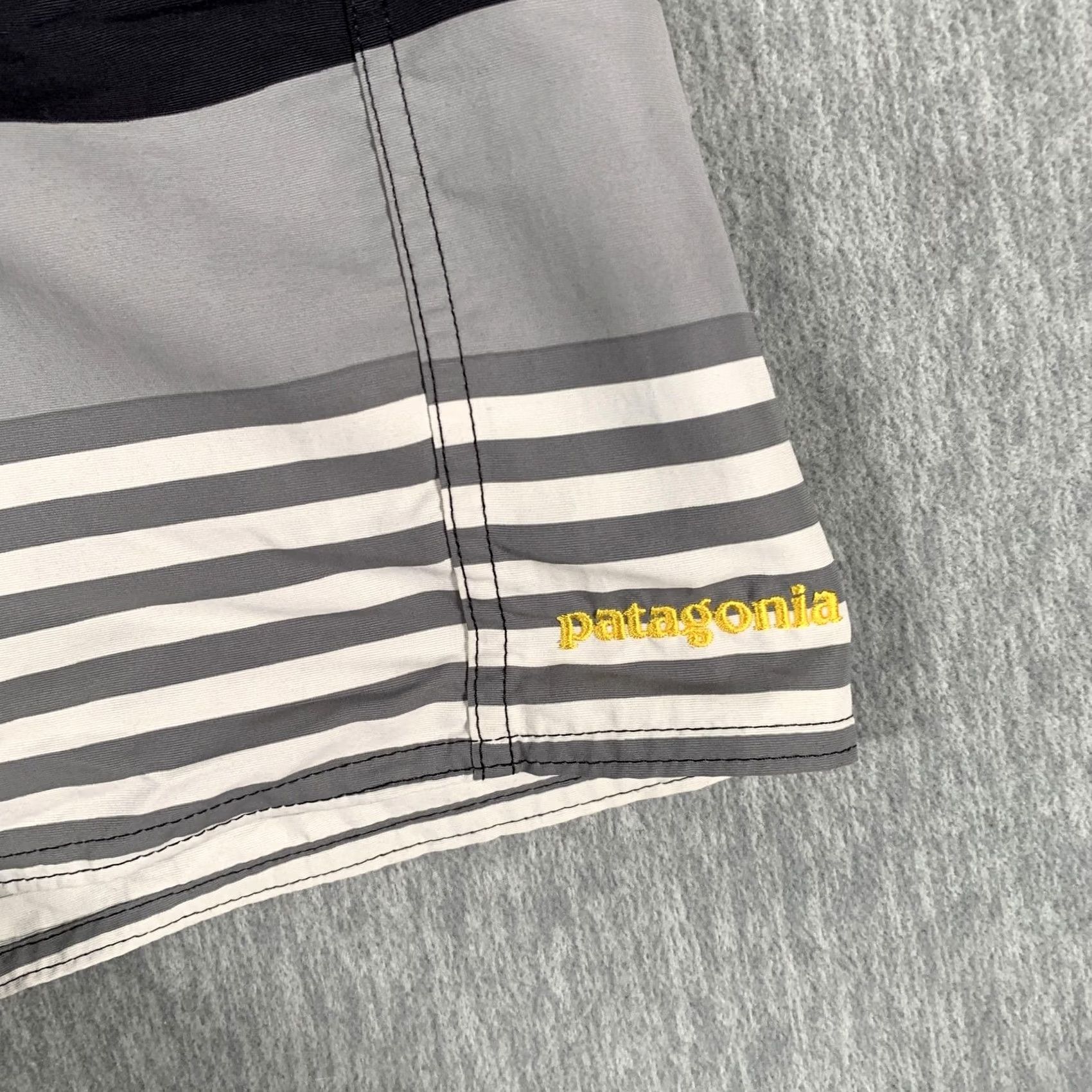 Patagonia Patagonia Shorts Mens 34 Gray Black Stripe Board Swim Trunks Nylon Surf Bottom Size US 34 / EU 50 - 4 Thumbnail