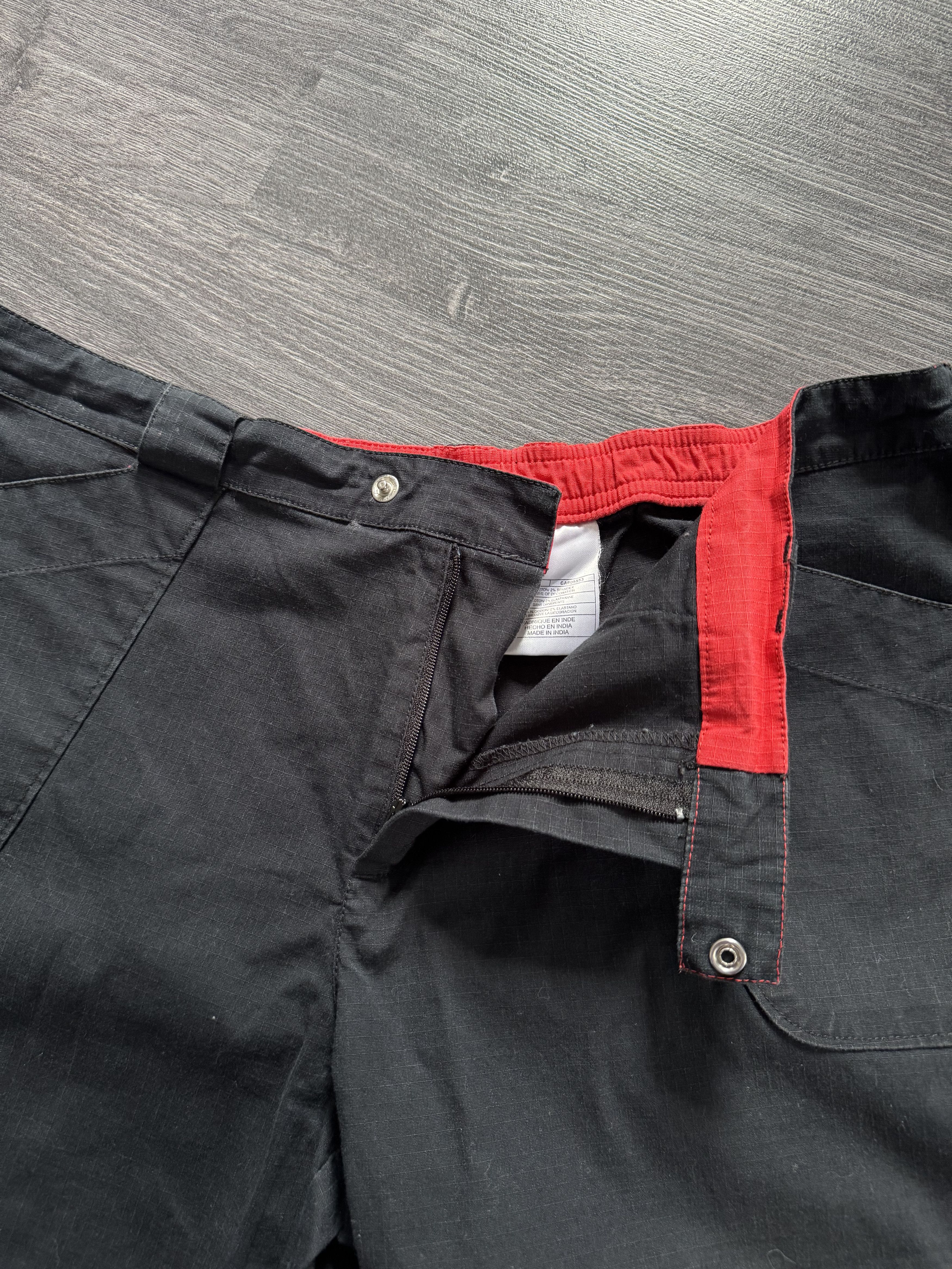 Nike × Vintage Vintage Nike Swoosh Women’s Y2K Cargo Shorts Size 34" / US 12 / IT 48 - 6 Thumbnail