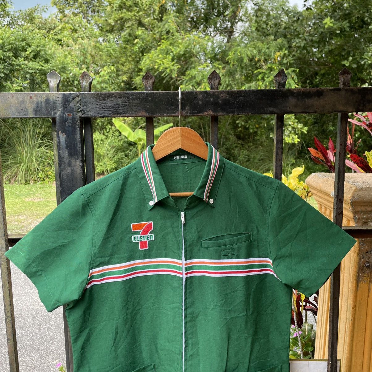 Vintage 🔥Vintage Seven Eleven Big Logo Full Zipper Uniform Shirts Size US M / EU 48-50 / 2 - 4 Thumbnail