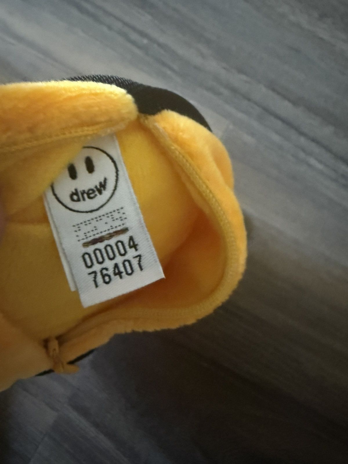 Drew House Drew House Smiley Face Coin Purse Yellow Plush Zip Pouch Size ONE SIZE - 4 Thumbnail