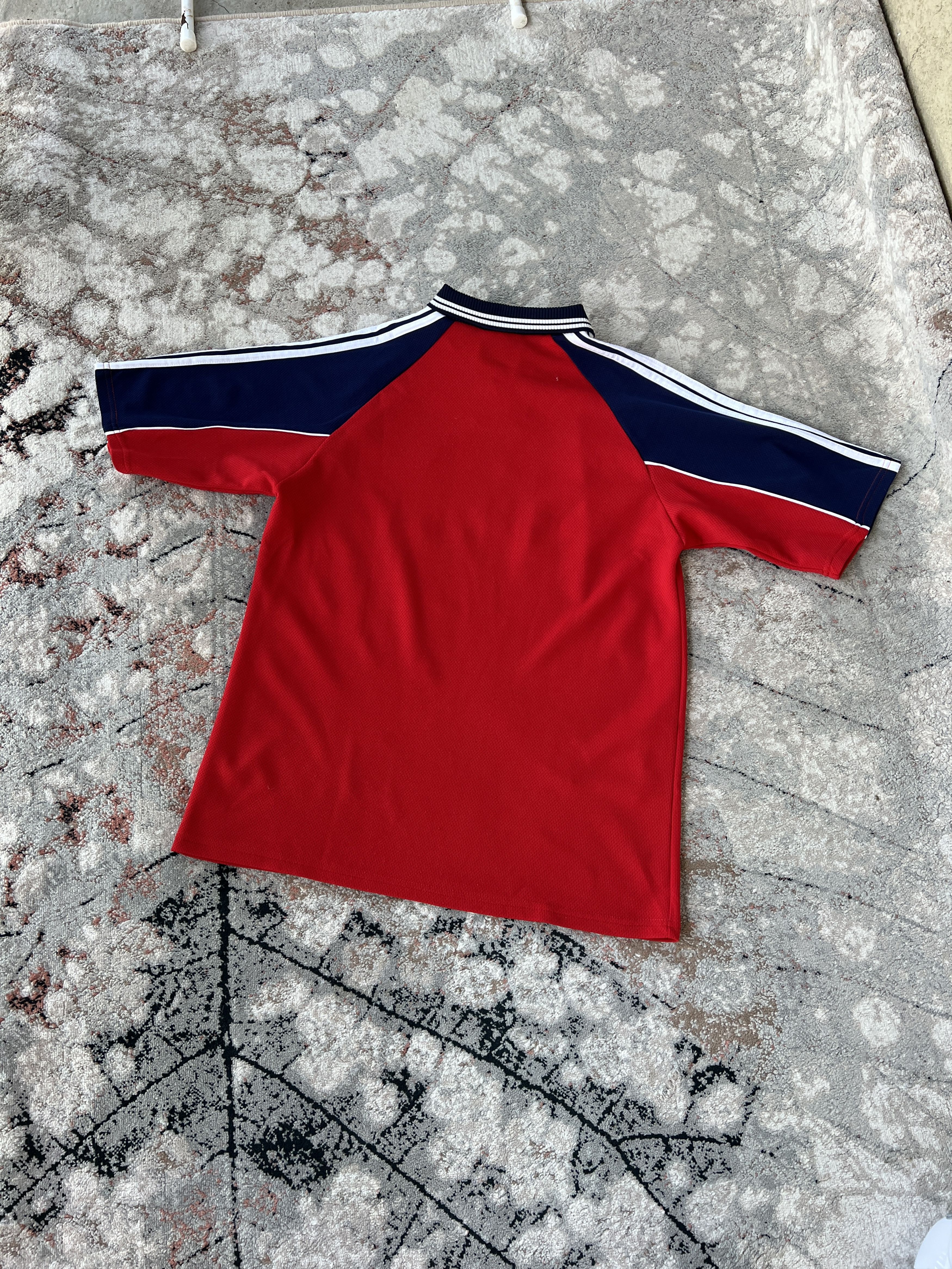 Vintage F.C. Bayern Munchen OPEL Vintage Jersey Size US M / EU 48-50 / 2 - 6 Thumbnail
