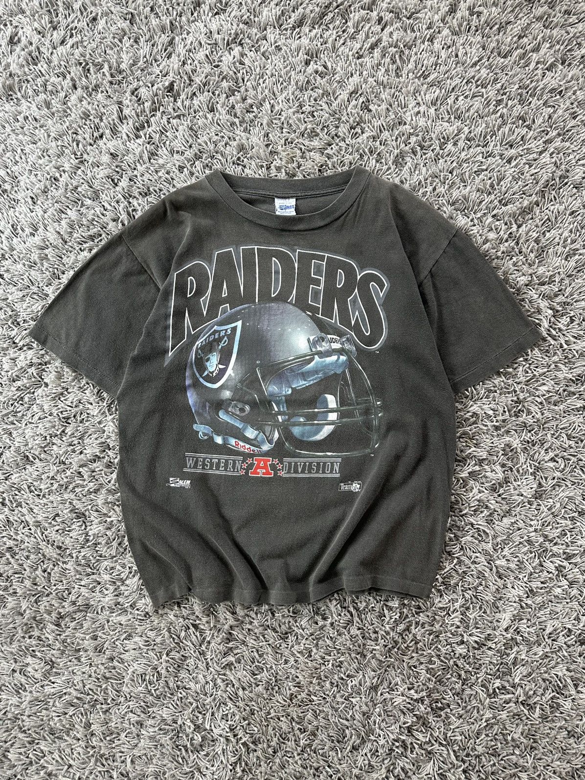 NFL Vintage 1992 Raiders Tee Size US L / EU 52-54 / 3 - 1 Thumbnail
