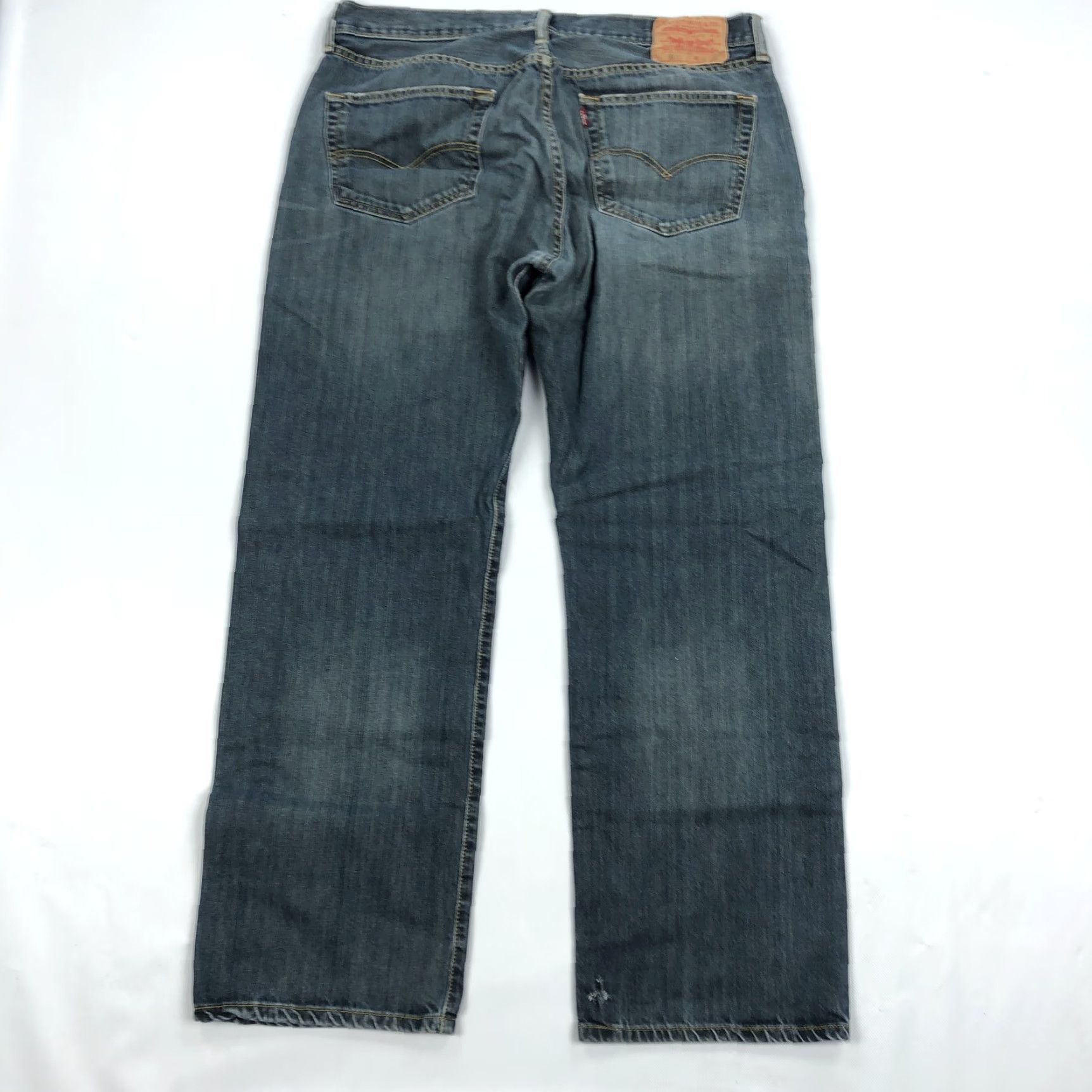 Levi's Levi's 501 Men's 34x30 Blue Straight Leg Button Fly Denim Jeans Size US 34 / EU 50 - 3 Thumbnail