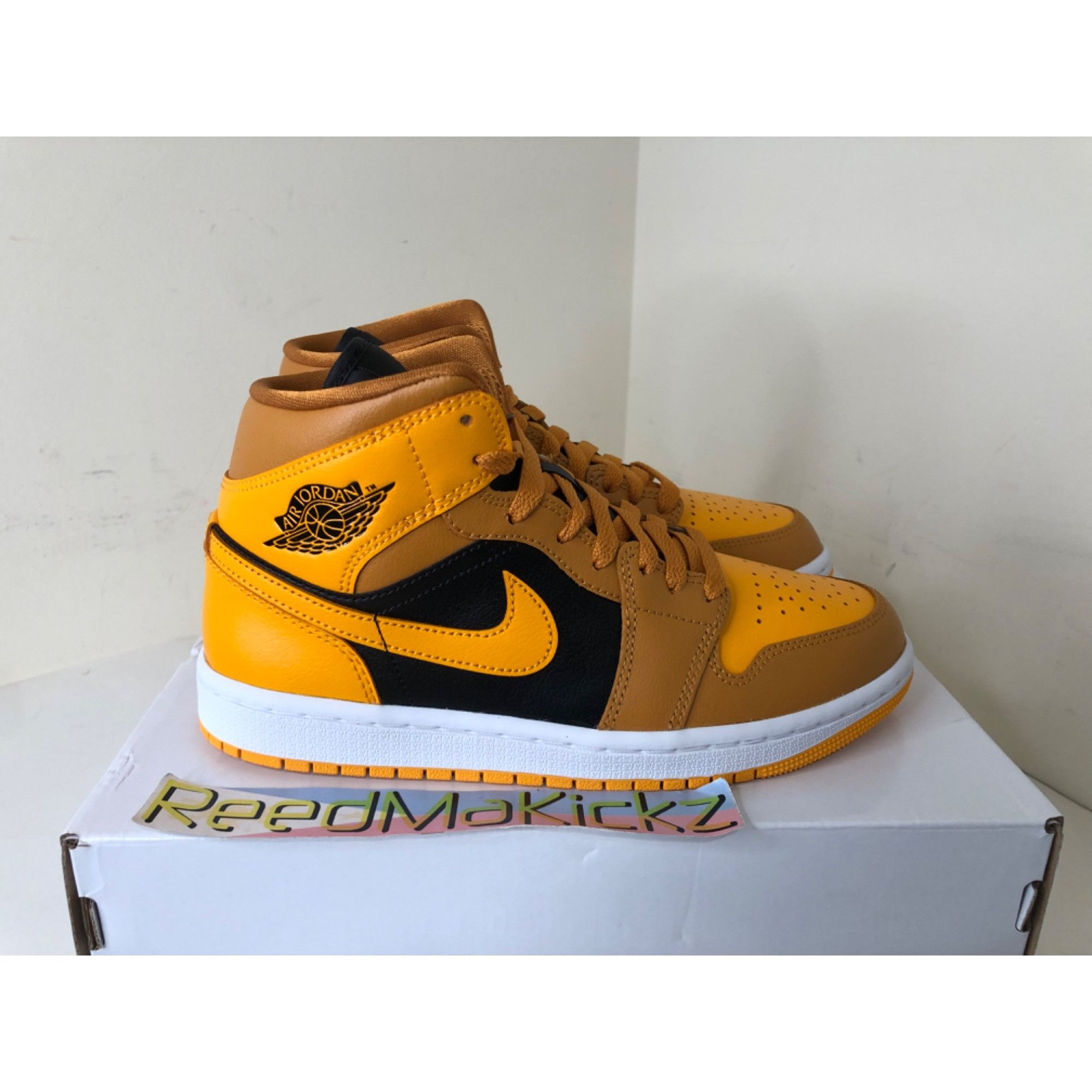 Jordan Brand Jordan 1 Mid Chutney Taxi womens 6us Size US 6 / IT 36 - 3 Thumbnail