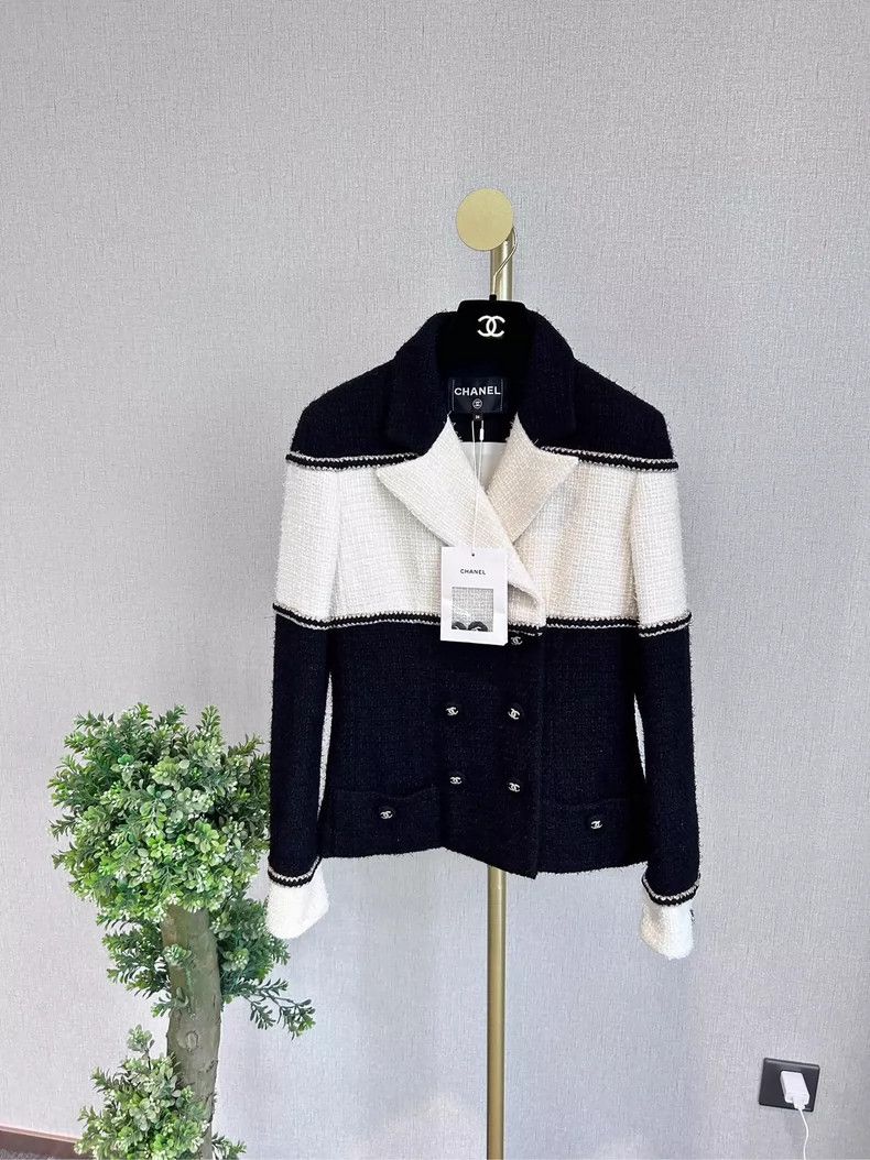 Chanel Chanel Black White Classic Jacket - dmc Size US S / EU 44-46 / 1 - 1 Thumbnail
