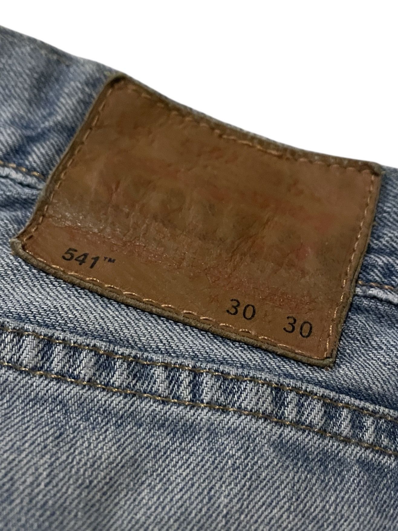 Levi's Vintage Levi’s 541 Athletic Taper Jeans Size US 30 / EU 46 - 3 Thumbnail