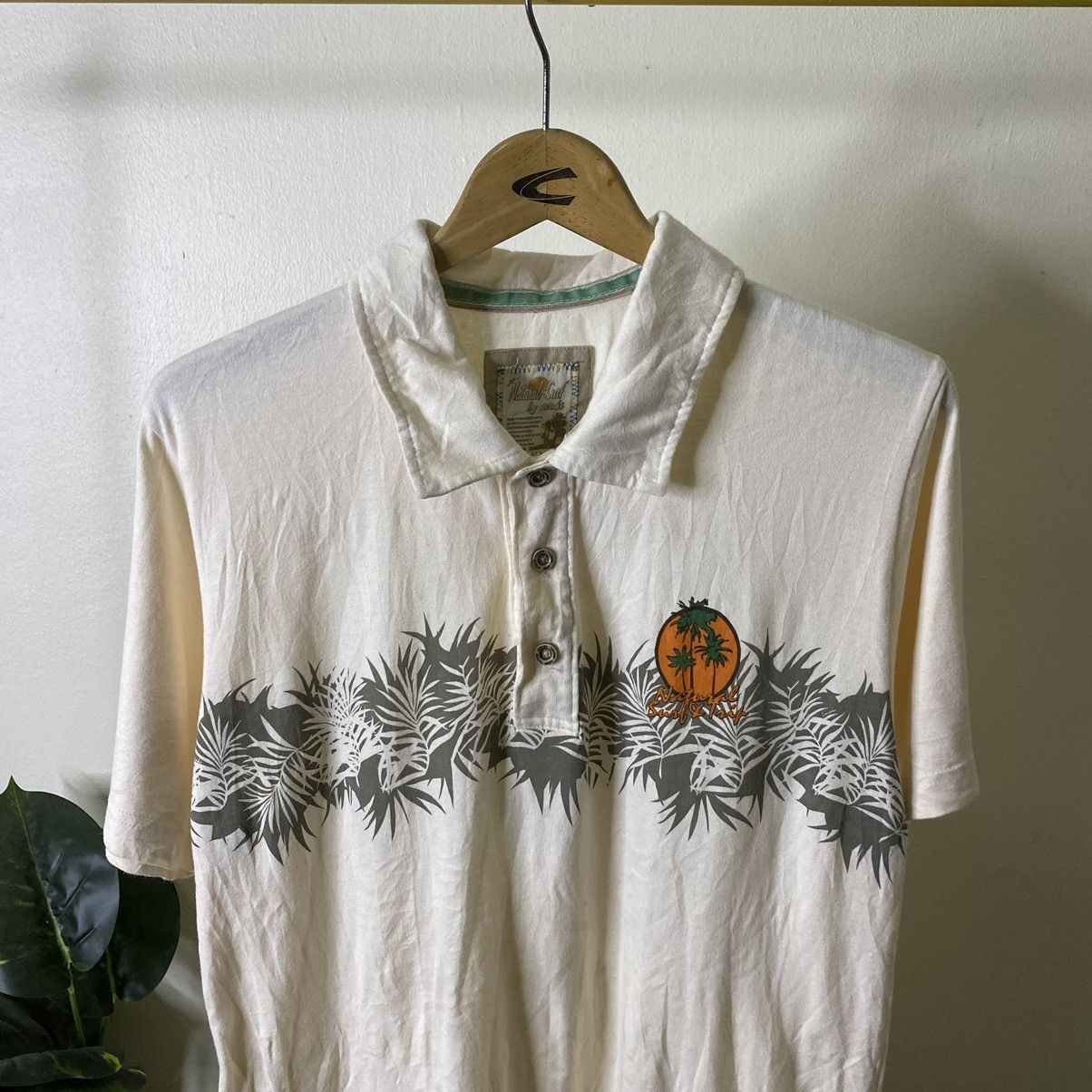 Vintage Vintage 2000s Natural Surf By Varaki Hawaiian Motive Polo T Size US M / EU 48-50 / 2 - 2 Thumbnail