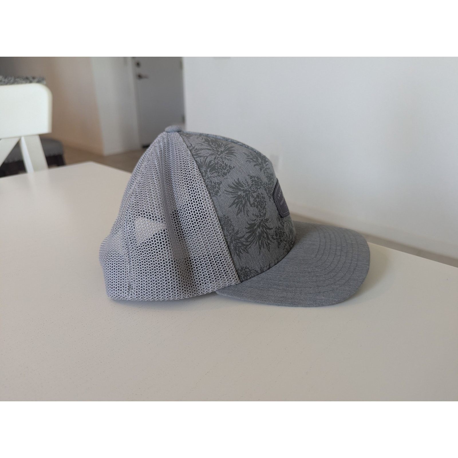 TravisMathew Travis Mathew Golf Hat Snapback Mesh Pineapple Grey Size ONE SIZE - 4 Thumbnail