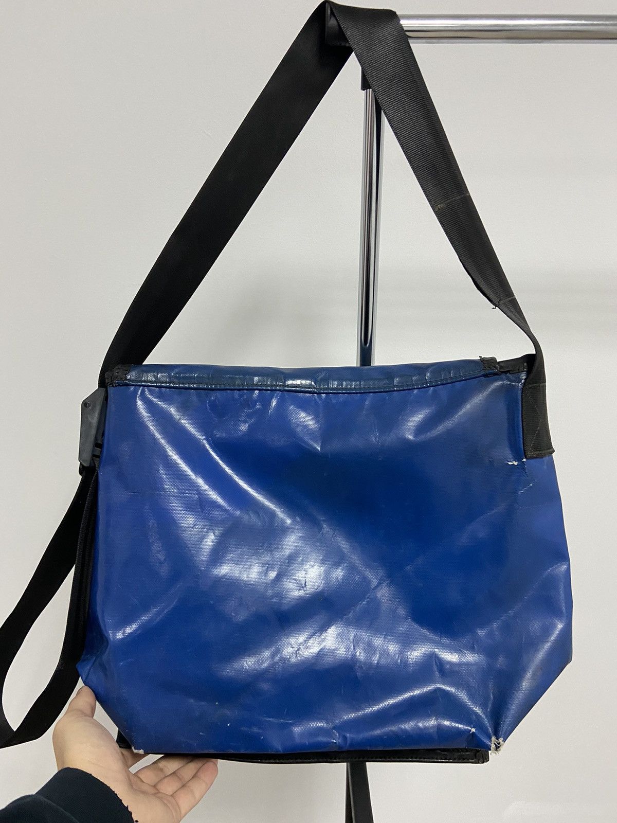 Freitag × Vintage Freitag Vintage Waterproof Crossbody Bag Recycle ♻️ Size ONE SIZE - 3 Thumbnail