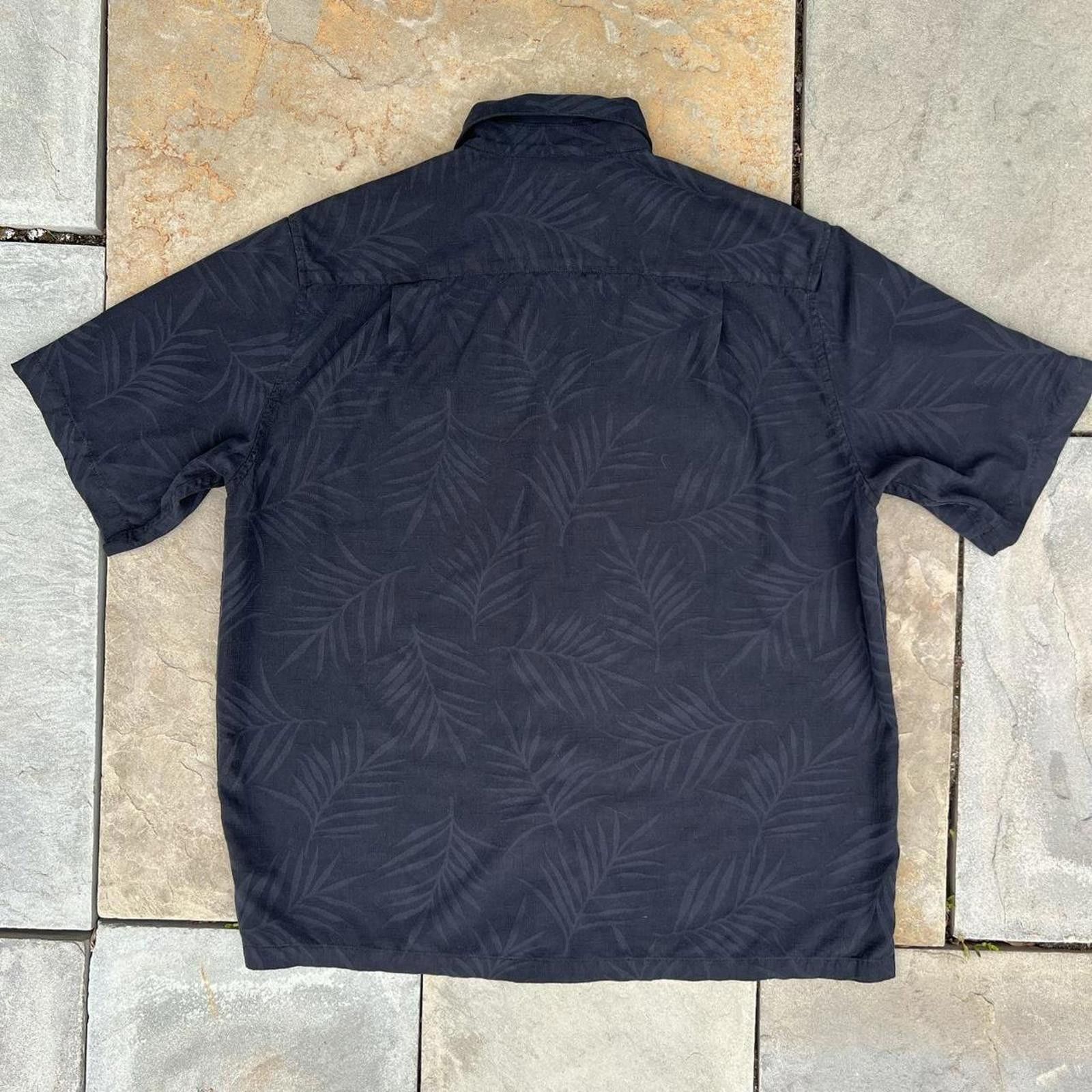 Liz Claiborne Y2K Black Silk Tonal Palm Pattern Shirt Size US L / EU 52-54 / 3 - 5 Thumbnail