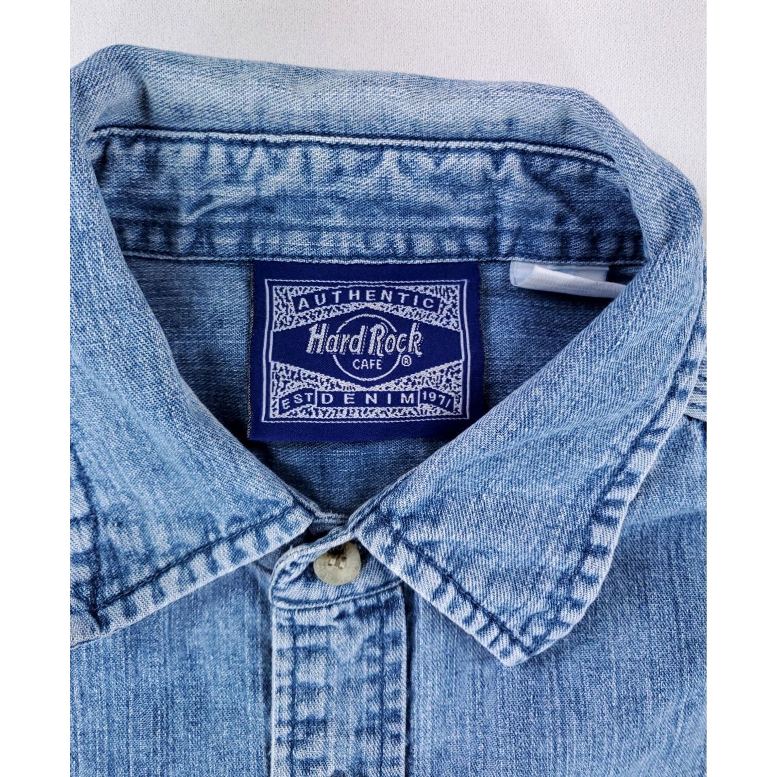 Hard Rock Cafe VINTAGE Hard Rock Cafe Denim Button Up Shirt 90s Nashville Mens L Blue Shirt Size US L / EU 52-54 / 3 - 5 Thumbnail