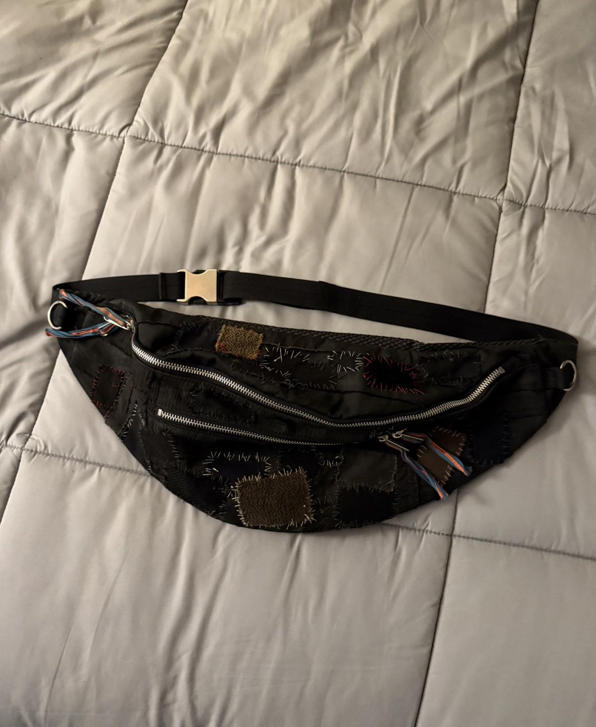 Undercover Undercover 03 scab patch bag Size ONE SIZE - 1 Thumbnail