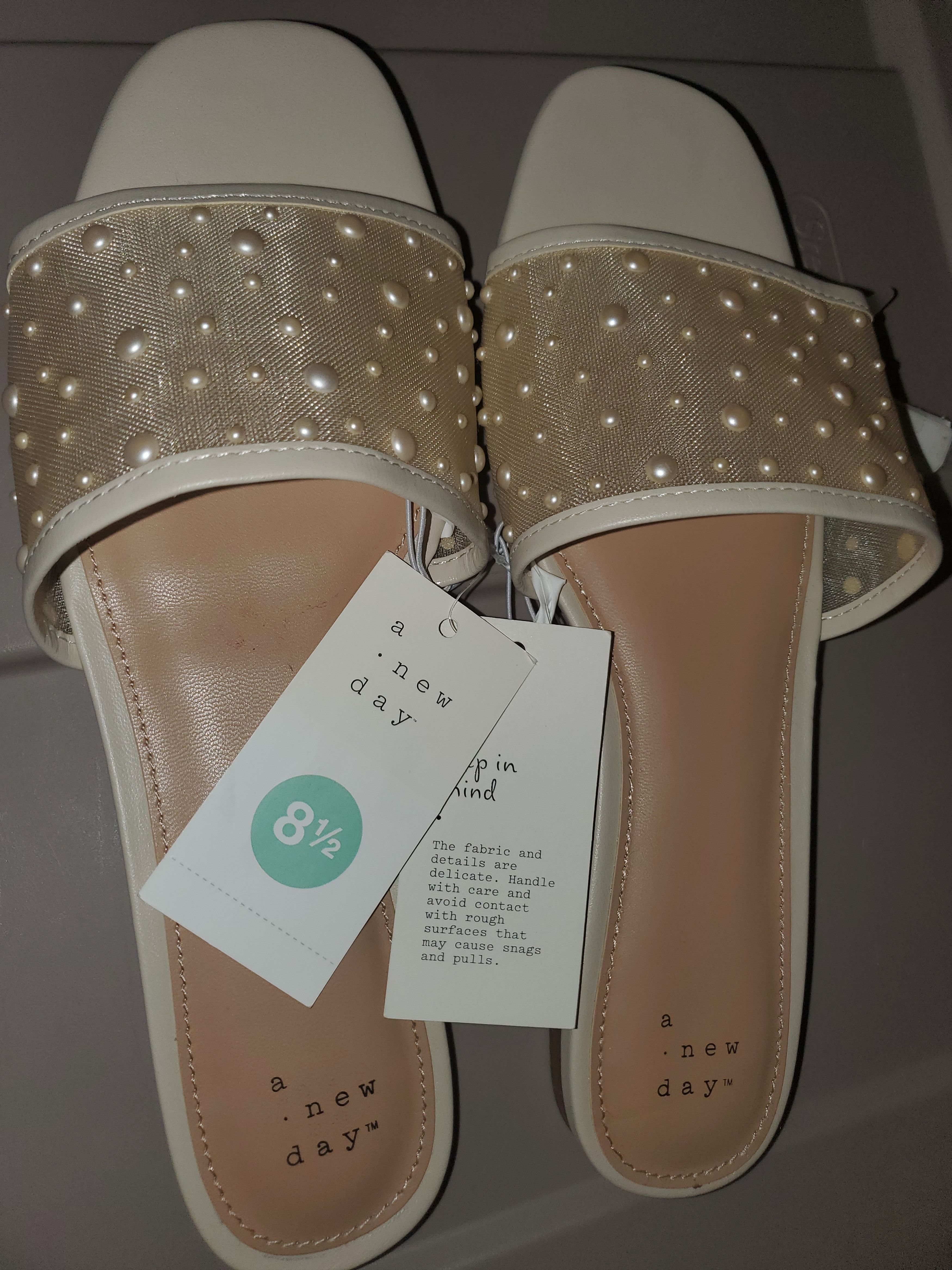 Other *NWT* Cream mesh + pearl embellished sandals (size 8.5) Size US 8.5 / IT 38.5 - 2 Thumbnail