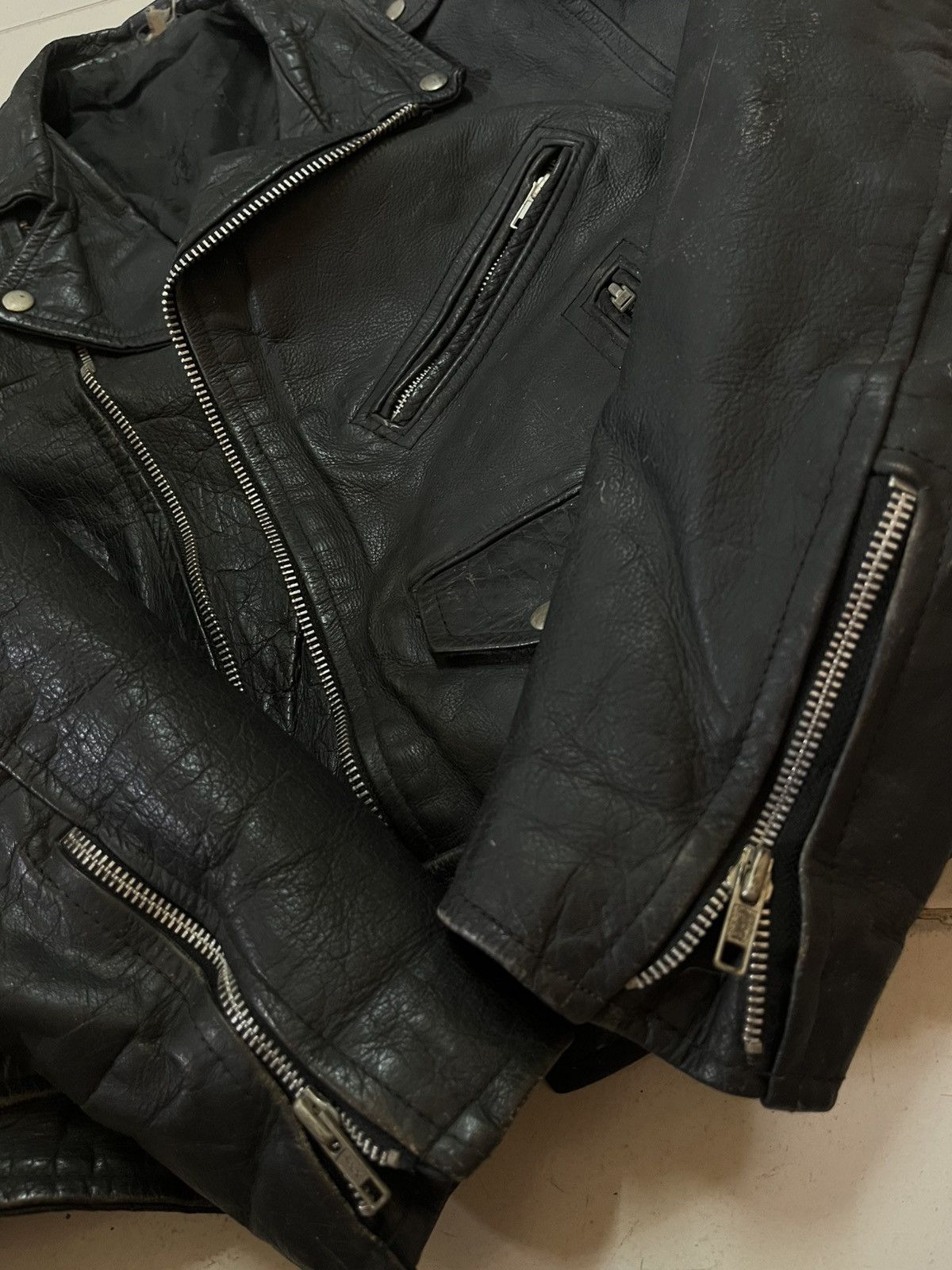 Vintage Vintage Leather Jacket “Rare” Sz. L (true vintage) Size US L / EU 52-54 / 3 - 6 Thumbnail