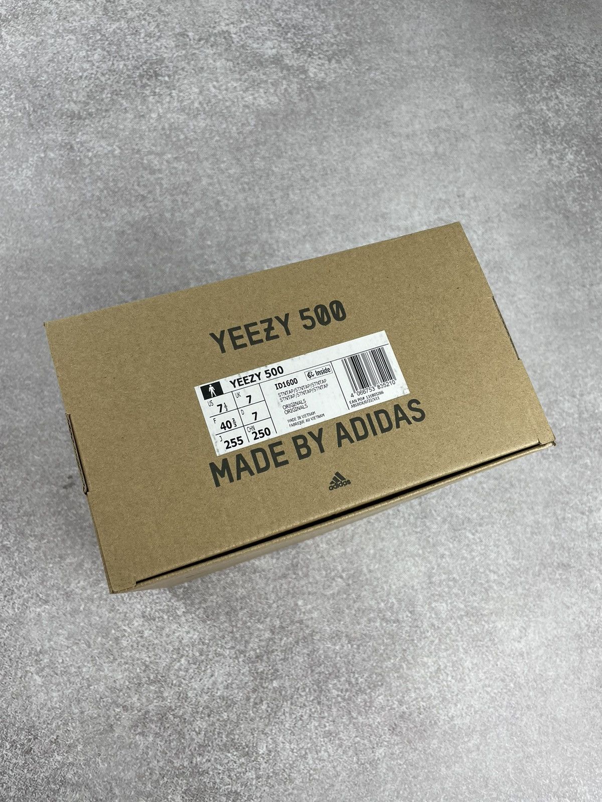 Adidas × Kanye West Adidas Kanye West Yeezy 500 Stone Taupe Size 7.5 Size US 7.5 / EU 40-41 - 13 Thumbnail