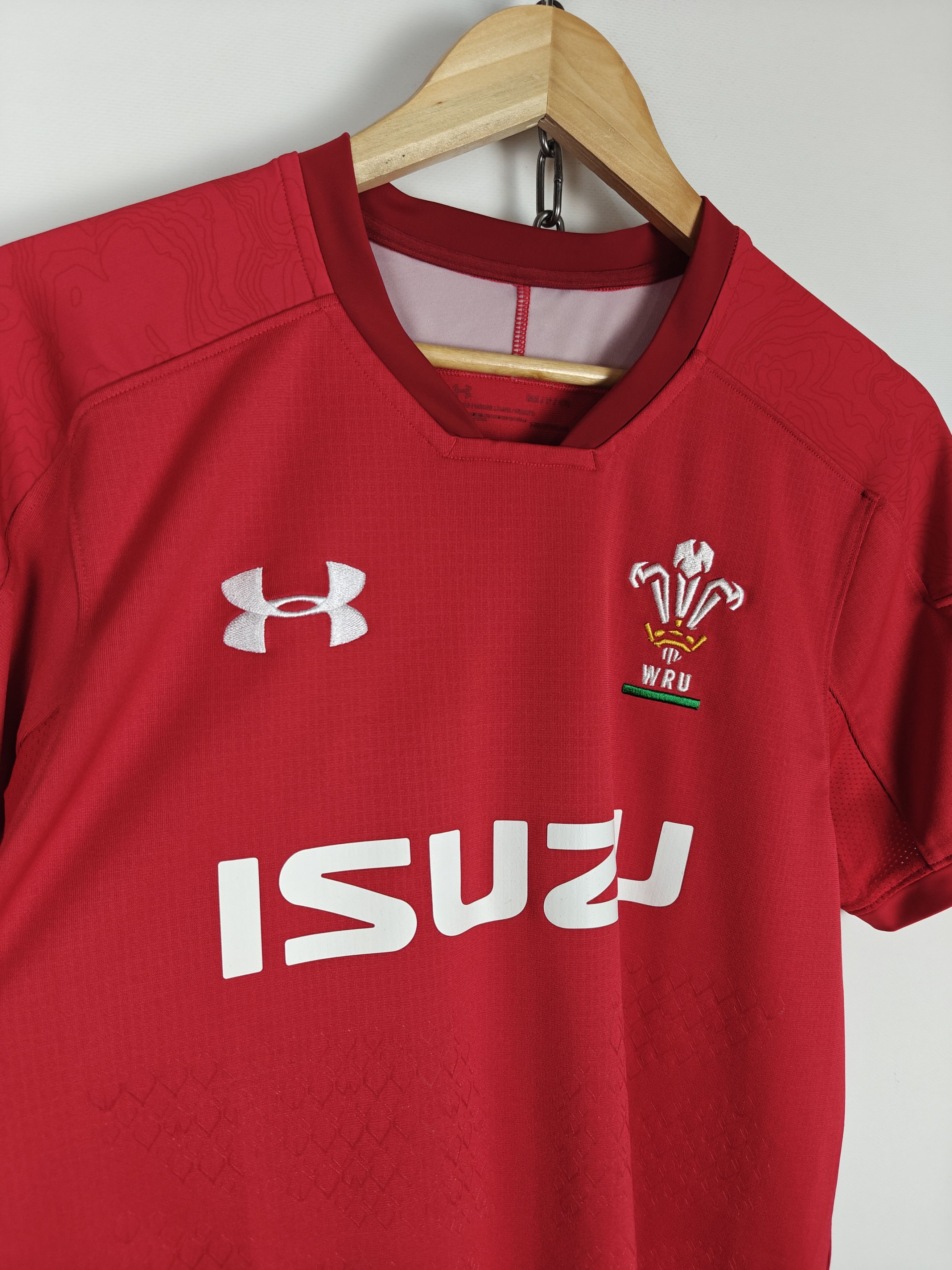 Under Armour Under Armour Wales Rugby Union WRU Home Jersey Isuzu S Size US S / EU 44-46 / 1 - 7 Thumbnail