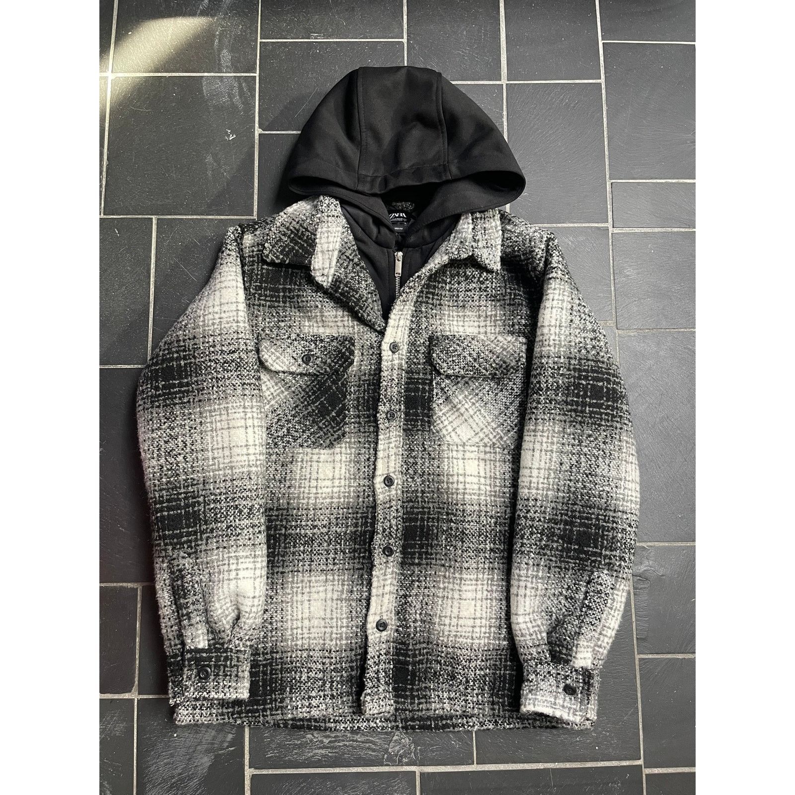Zara Heavy Weight Wool Flannel Hoodie Jacket ZARA Size US S / EU 44-46 / 1 - 1 Thumbnail