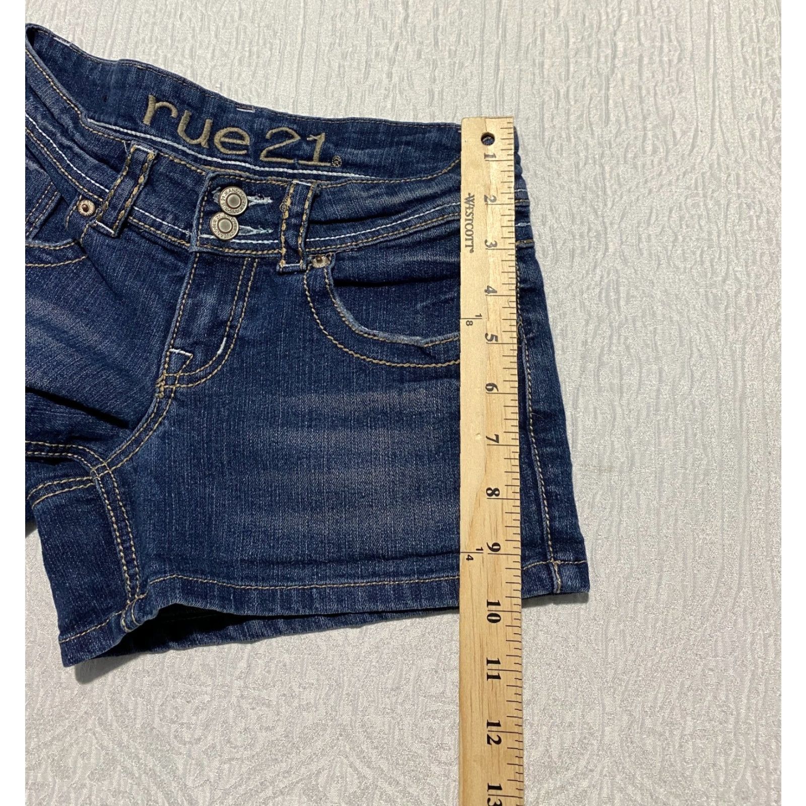 Vintage Rue 21 Women's Jeans Shorts Size 2 Blue Denim Embroidered Pockets Short Jeans Womens Size 27" / US 4 / IT 40 - 7 Thumbnail