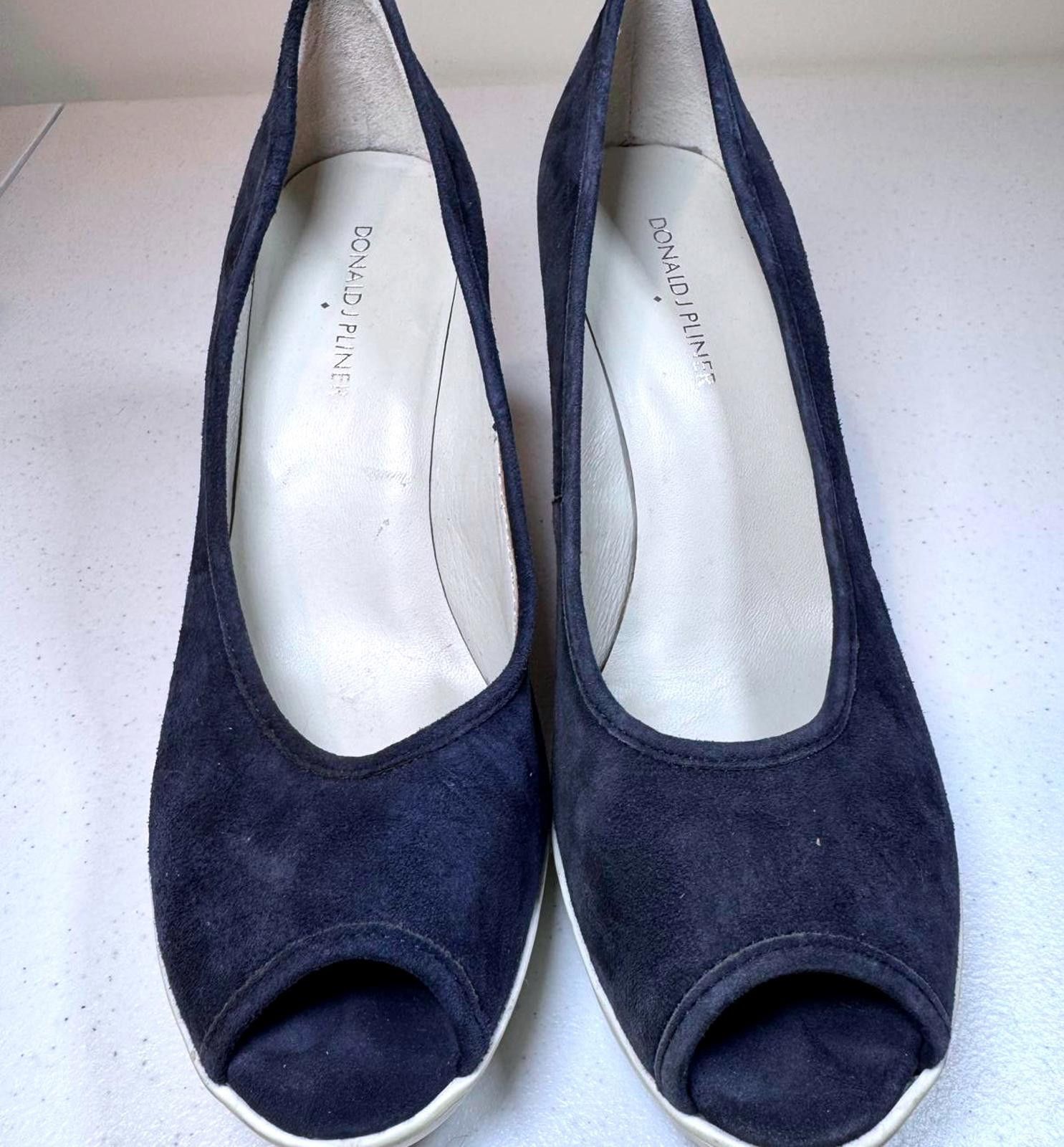 Donald Pliner Stylish Peep Toe Wedge Heels by Donald J Pliner Size US 10 / IT 40 - 1 Thumbnail