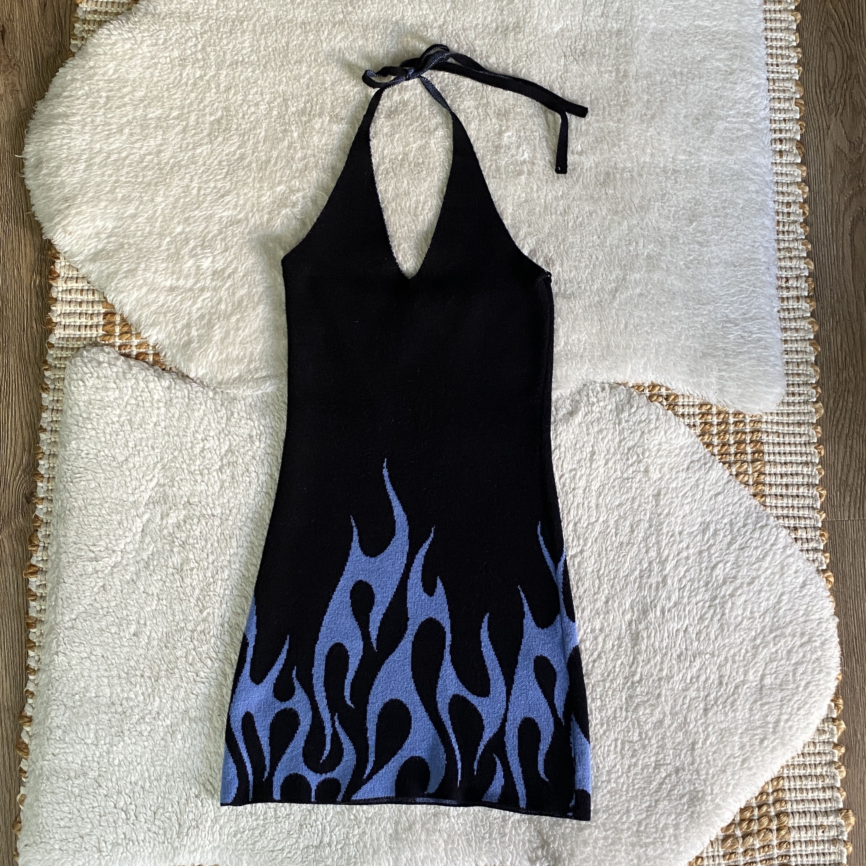 Forever 21 Forever 21 Flames Halter Bodycon Dress Size Small Knit Size S / US 4 / IT 40 - 3 Thumbnail