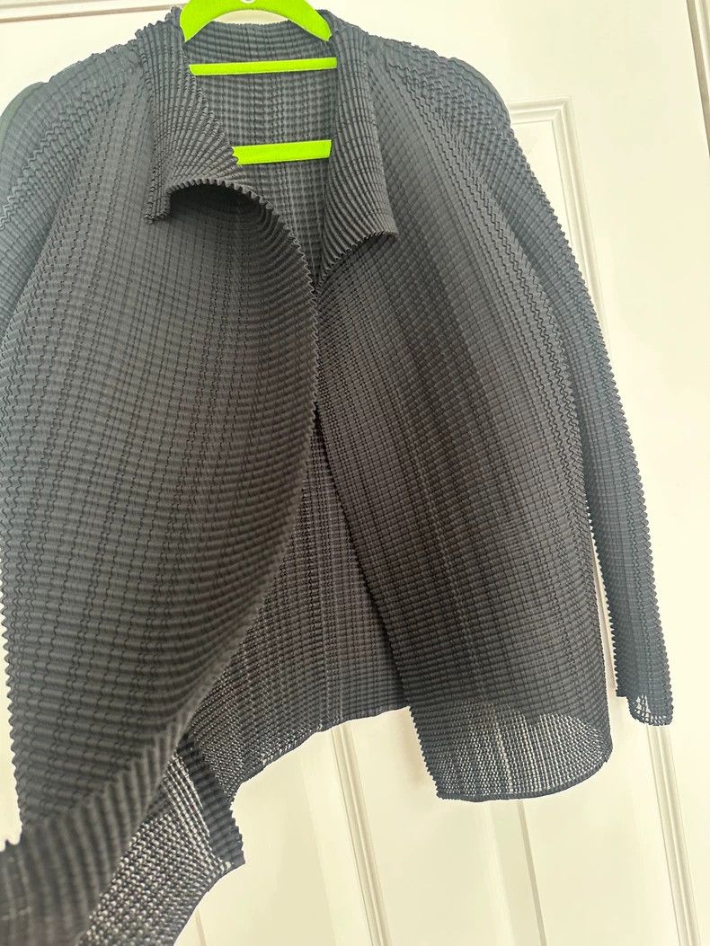 Issey Miyake Issey Miyake size:2 Black pleated cardigan Size M / US 6-8 / IT 42-44 - 3 Thumbnail