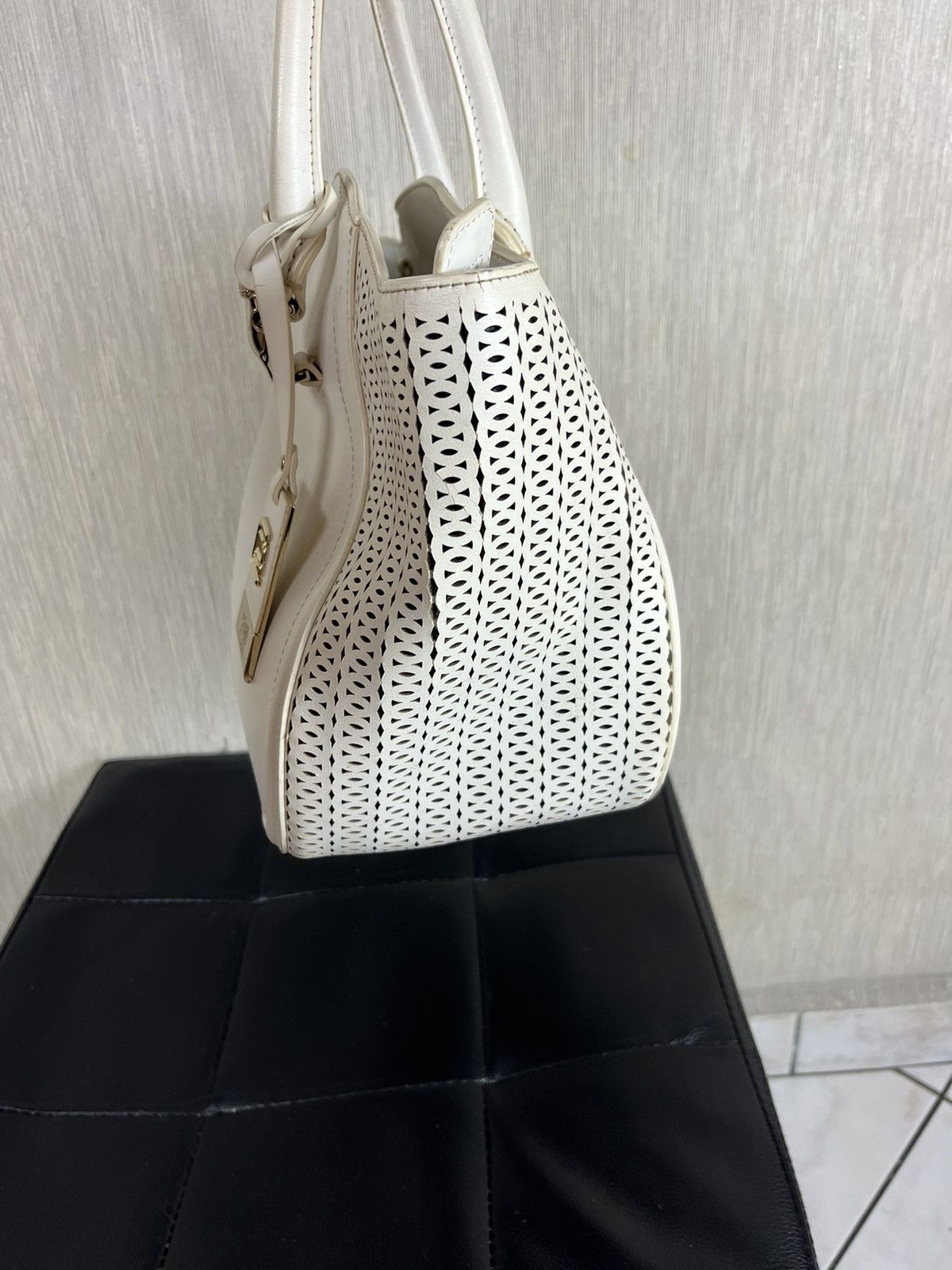 Cavalli Class × Roberto Cavalli Roberto Cavalli Class jaguar y2k leather mesh crossbody bag Size ONE SIZE - 8 Thumbnail