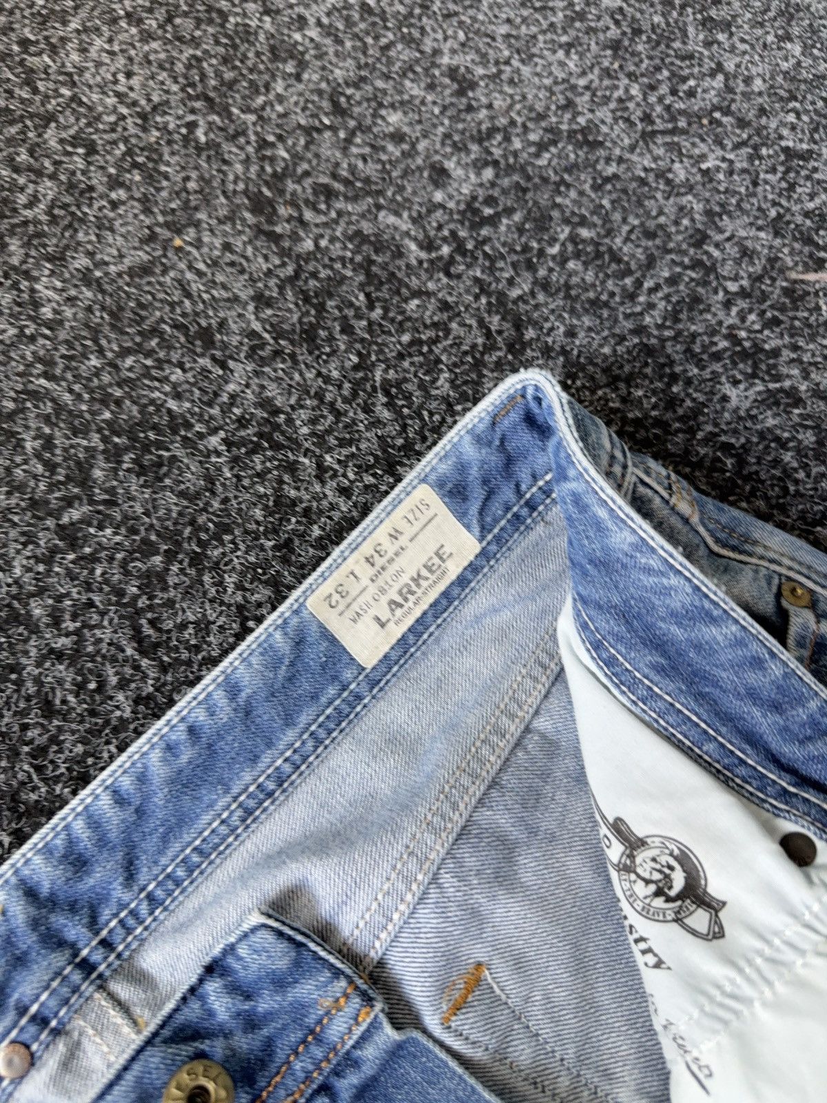 Diesel Vintage Y2K 00s Luxury Distressed Larkee jeans Denim pants Size US 34 / EU 50 - 8 Thumbnail